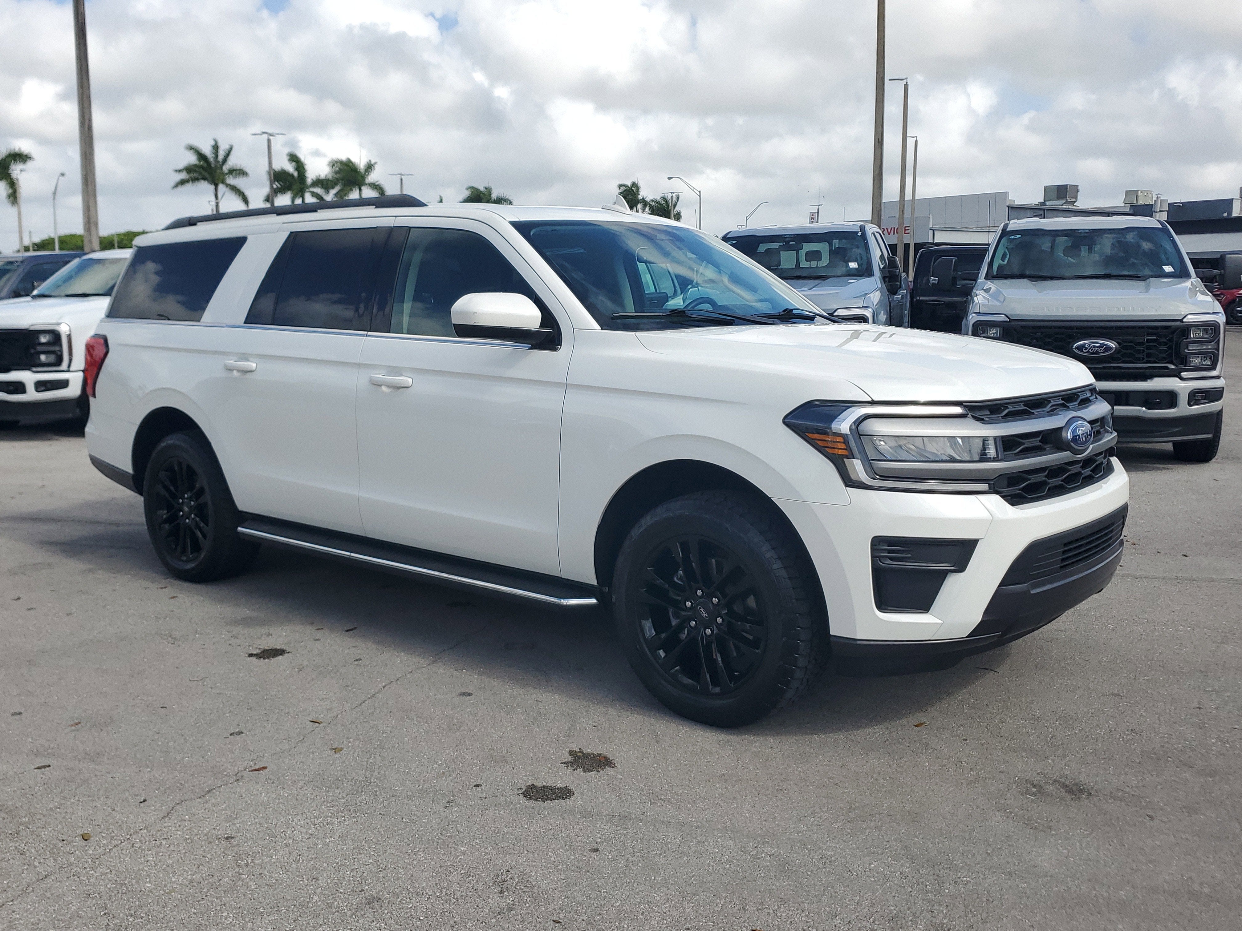 2023 Ford Expedition Max XLT