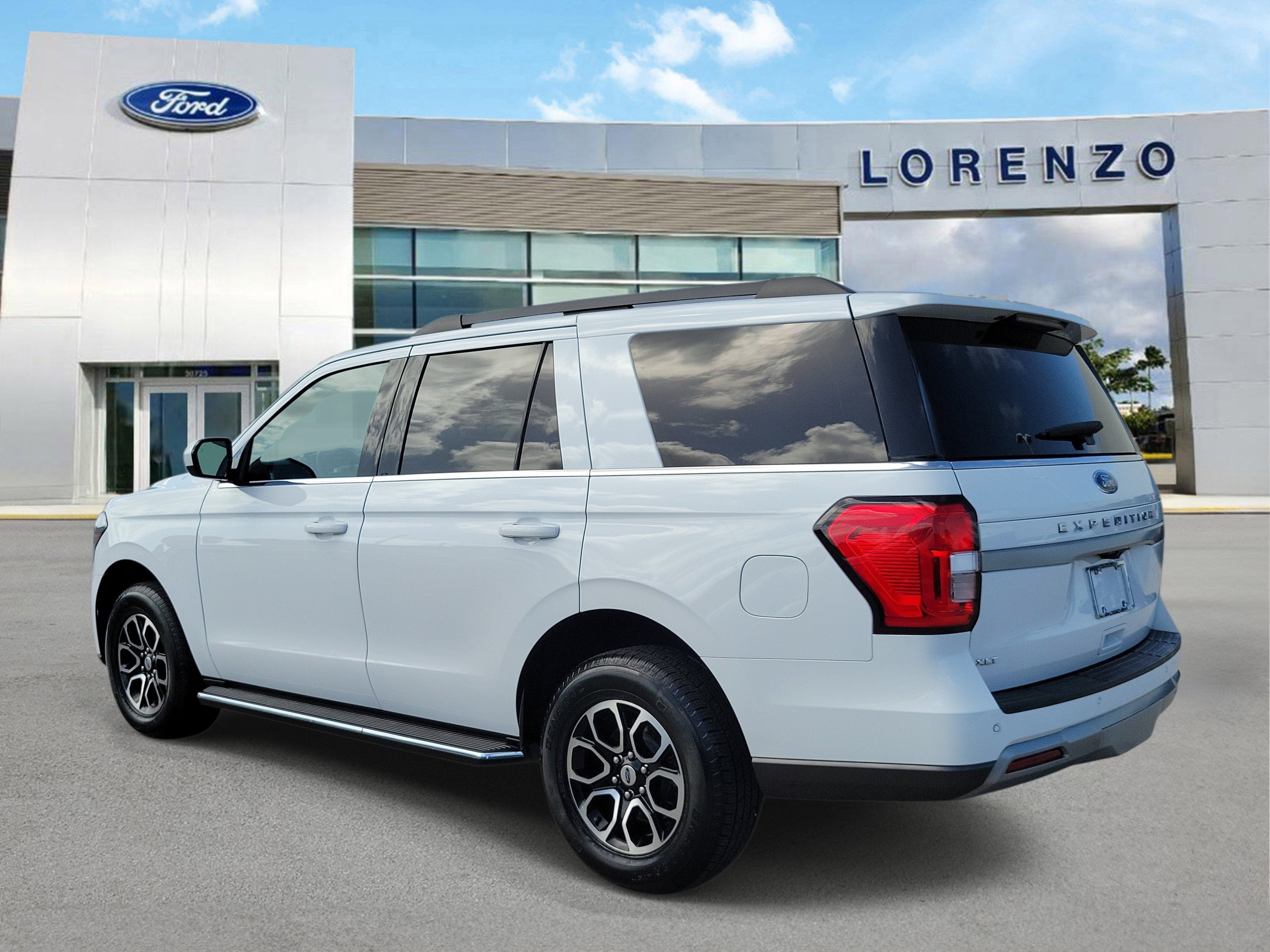 2023 Ford Expedition XLT