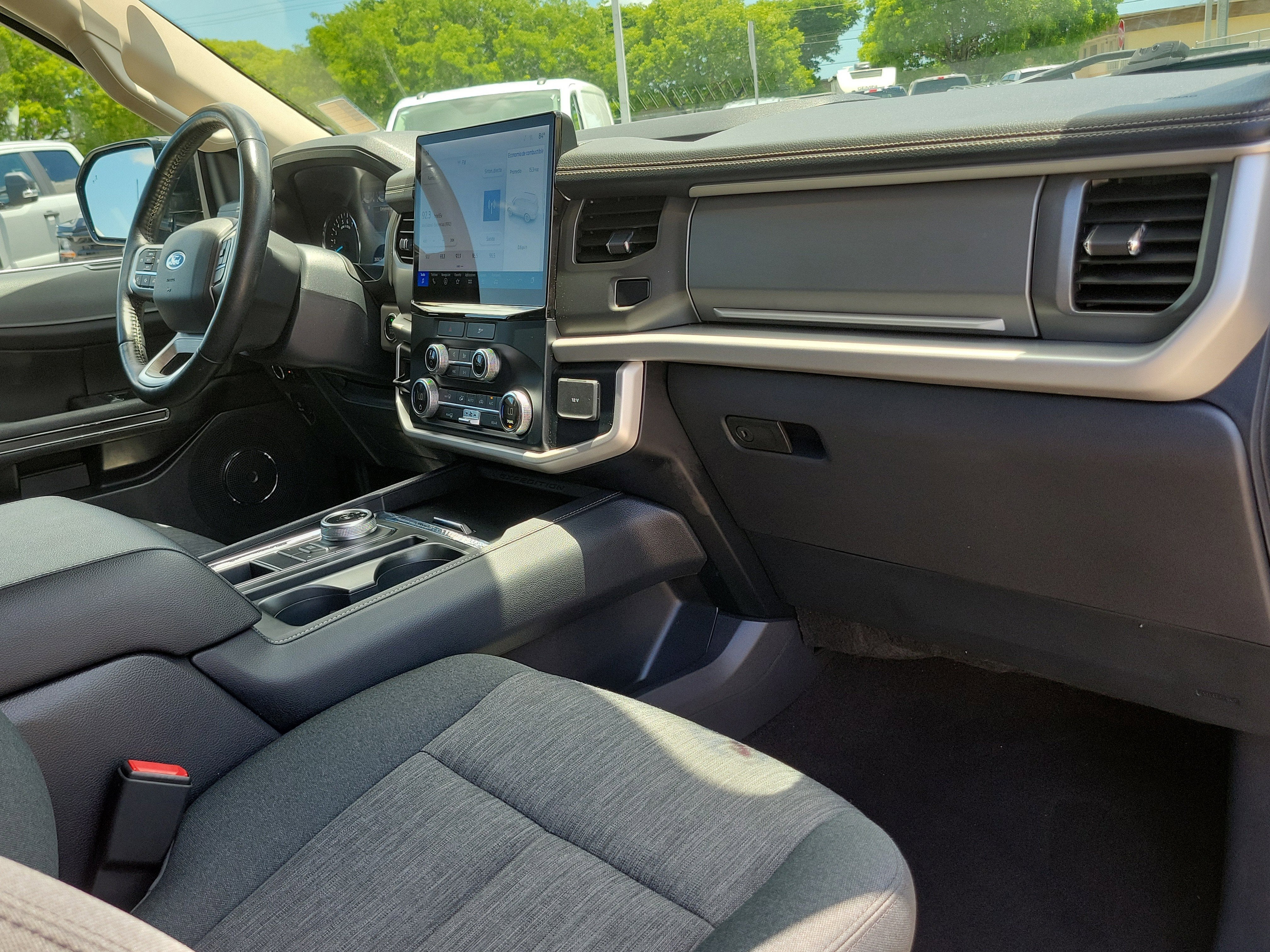 2023 Ford Expedition XLT