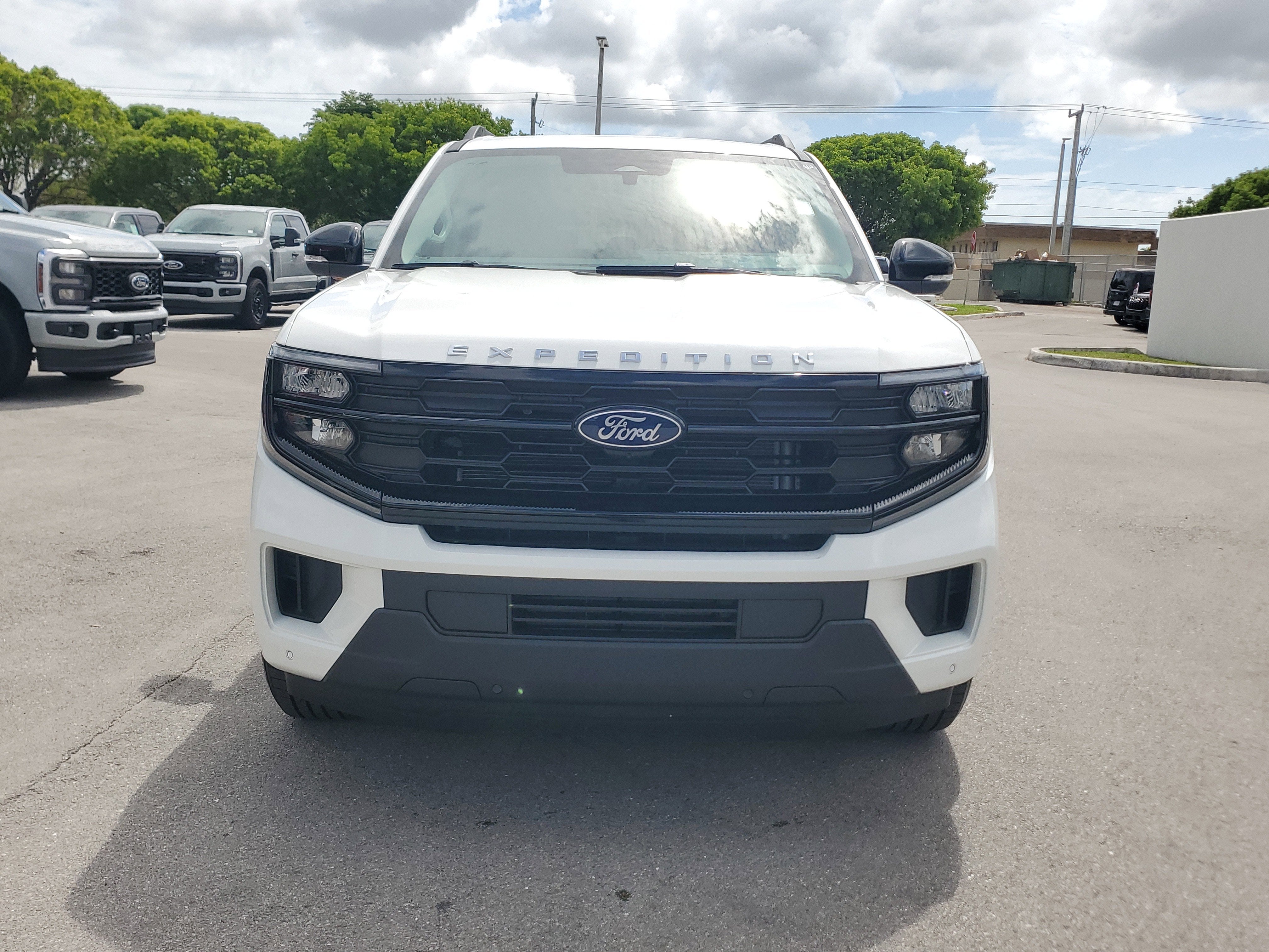 2025 Ford Expedition Active