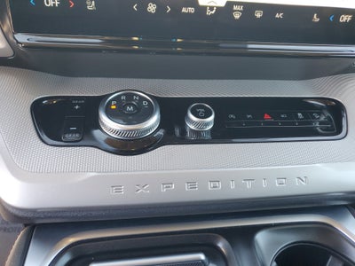 2025 Ford Expedition Active 4WD