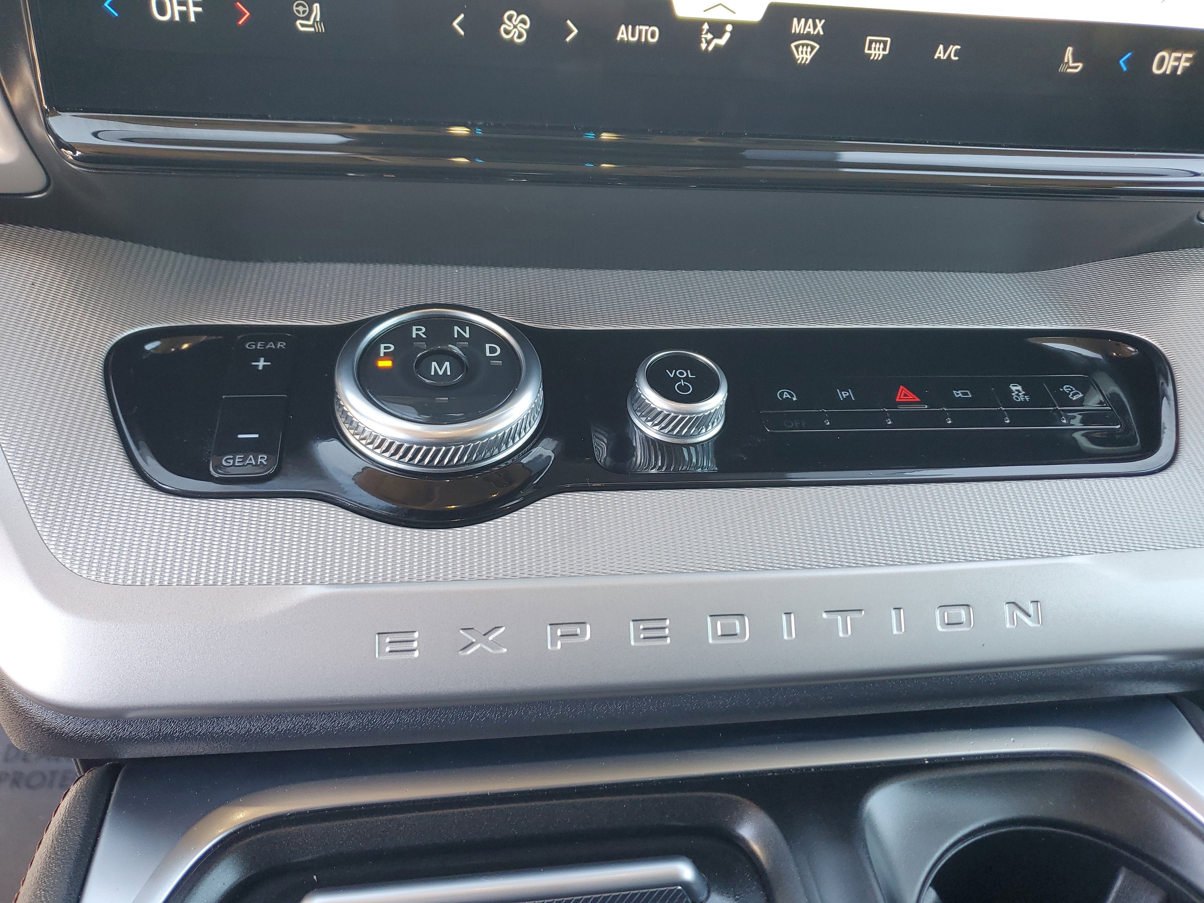 2025 Ford Expedition Active 4WD