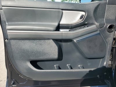 2025 Ford Expedition Active 4WD