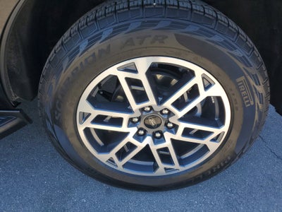 2025 Ford Expedition Active 4WD