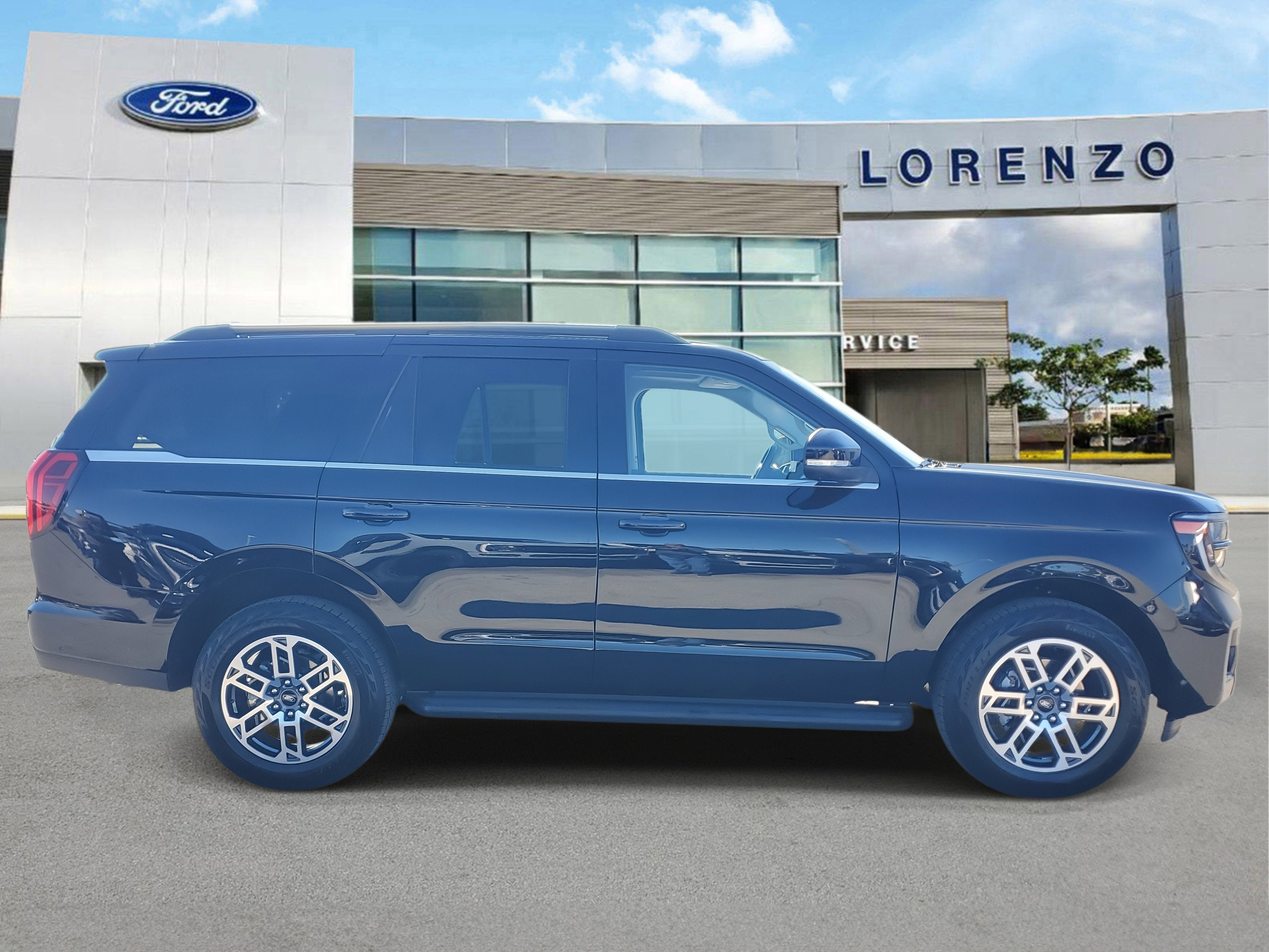 2025 Ford Expedition Active 4WD
