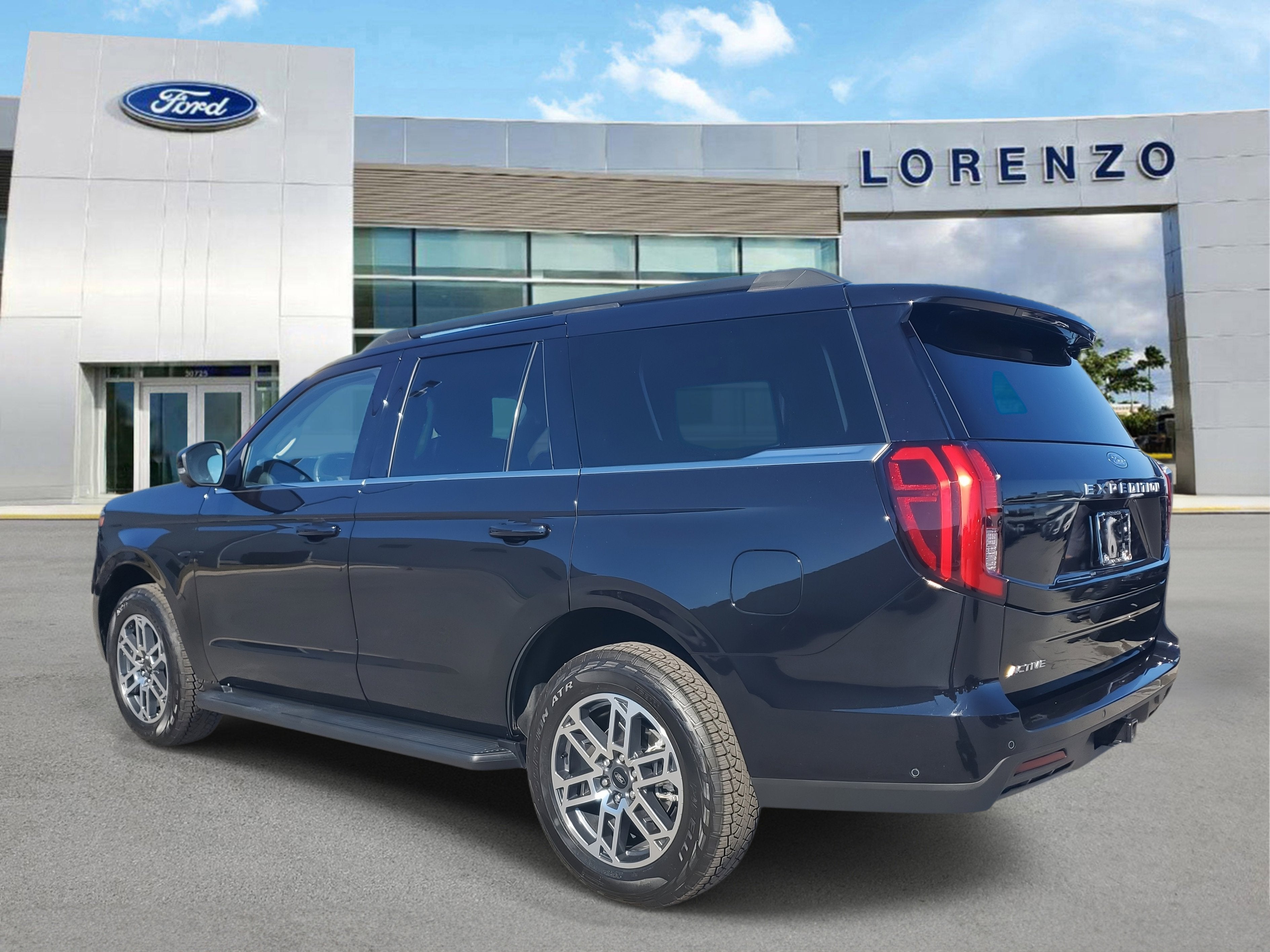 2025 Ford Expedition Active 4WD