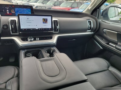 2025 Ford Expedition Platinum 4WD