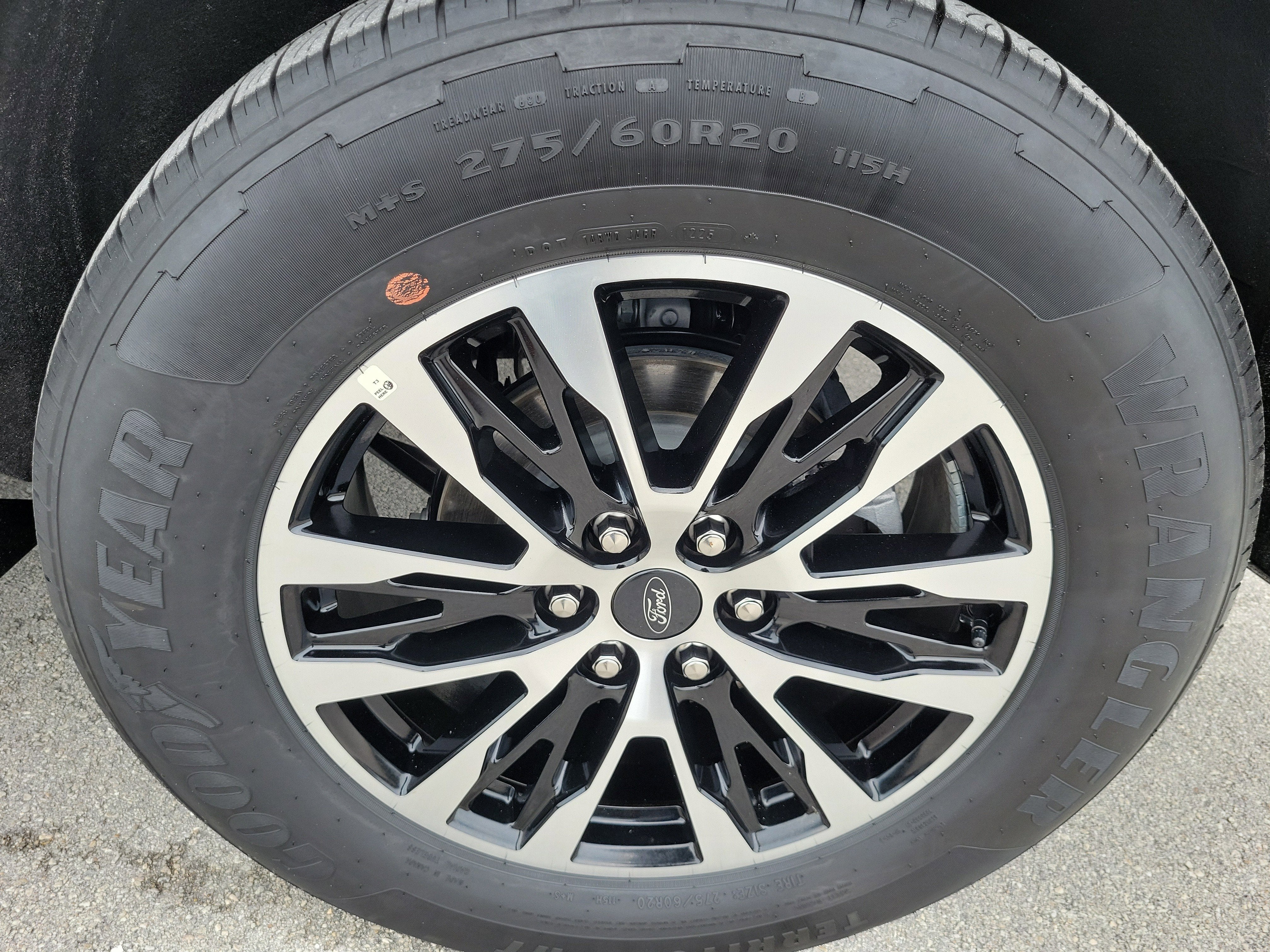 2025 Ford Expedition Platinum 4WD