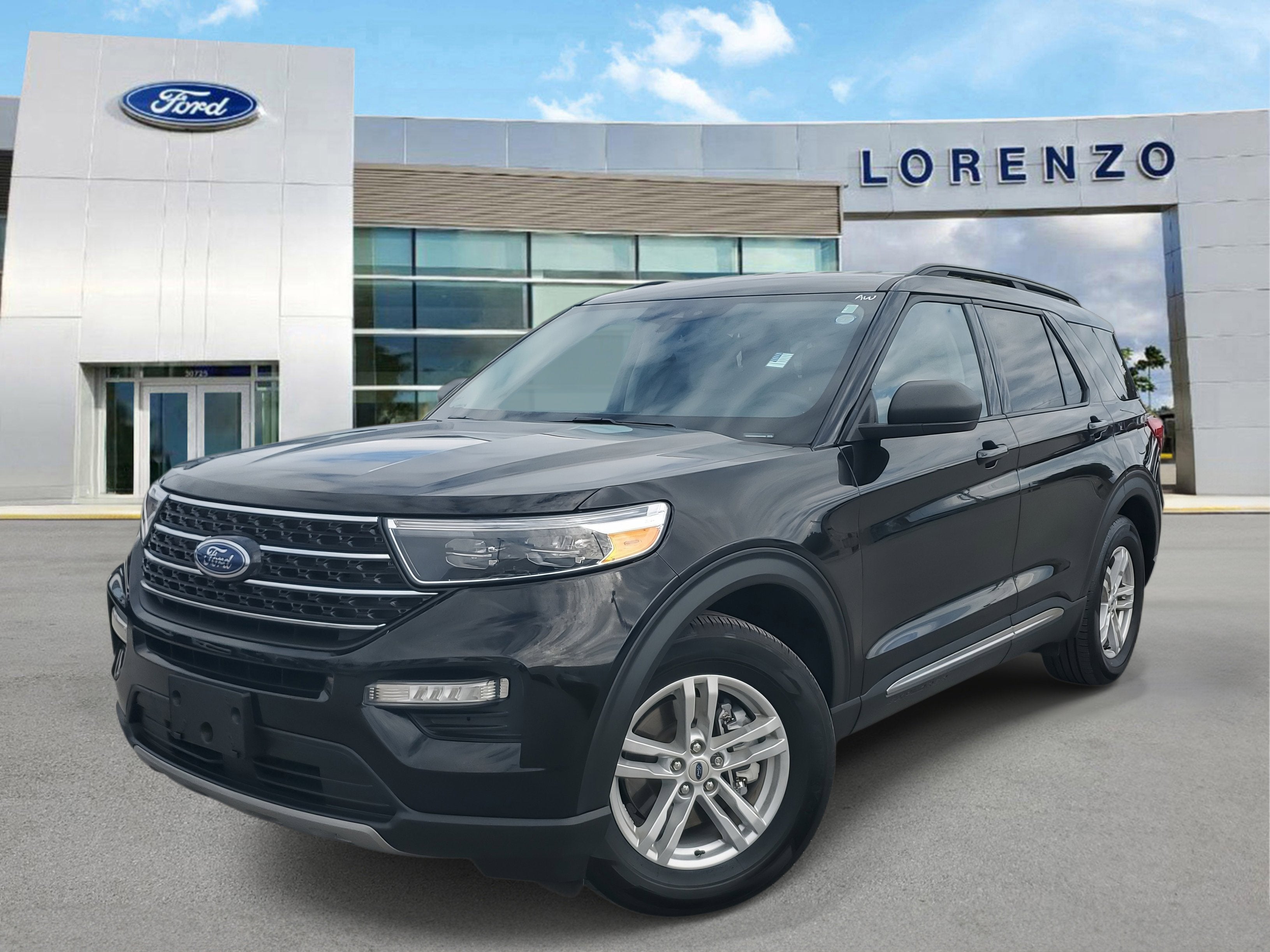 2024 Ford Explorer XLT