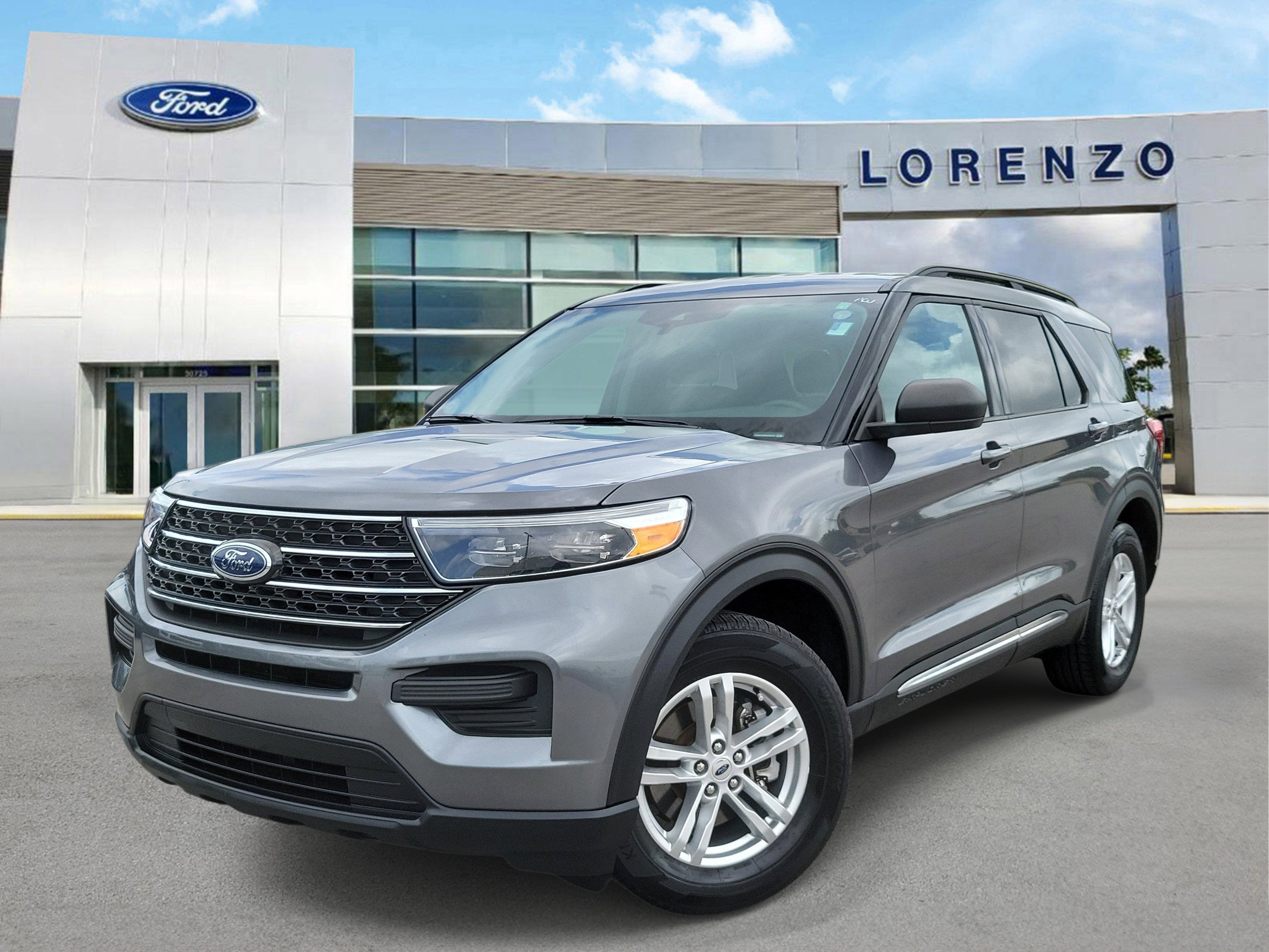 2024 Ford Explorer XLT