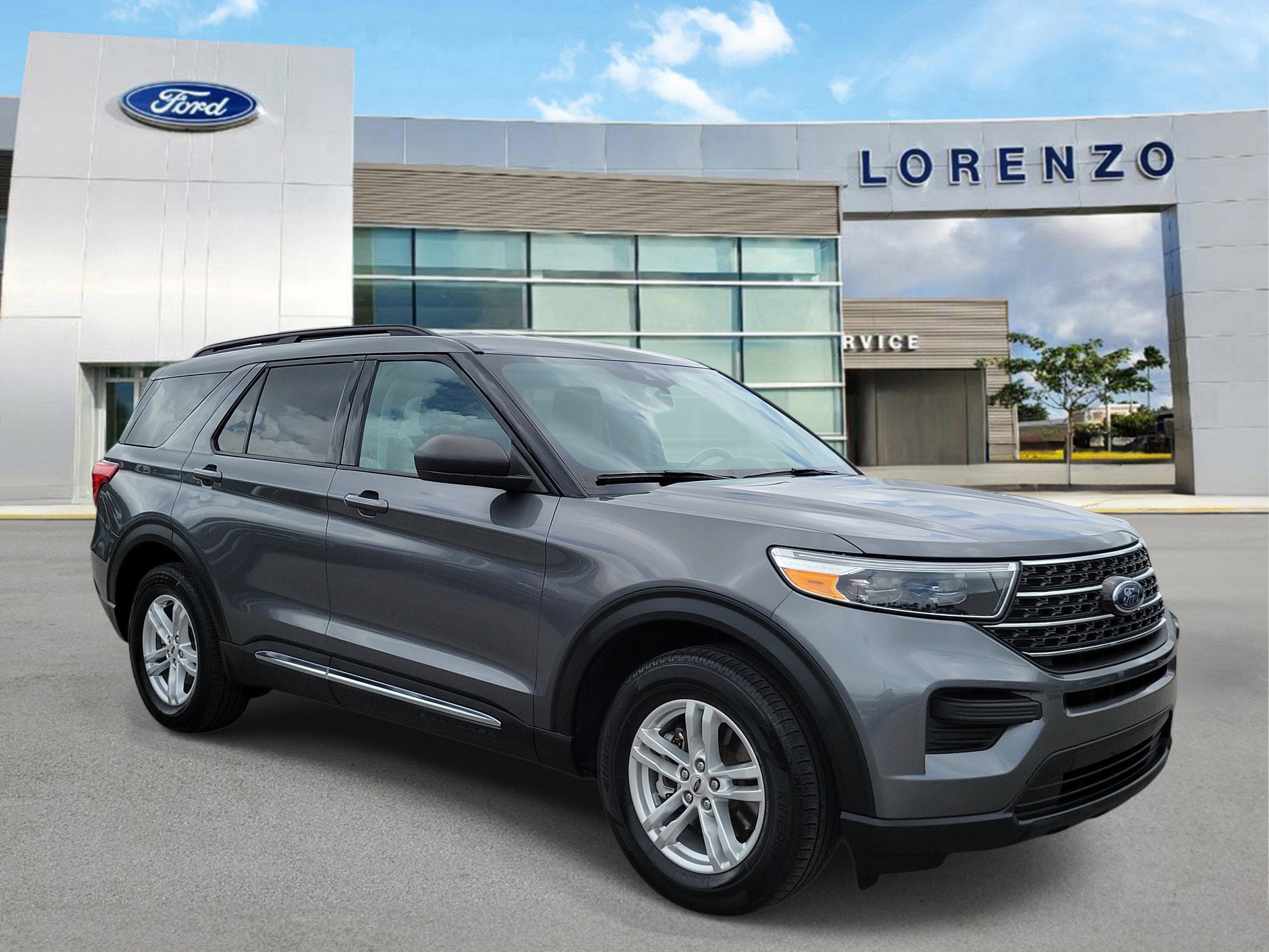 2024 Ford Explorer XLT