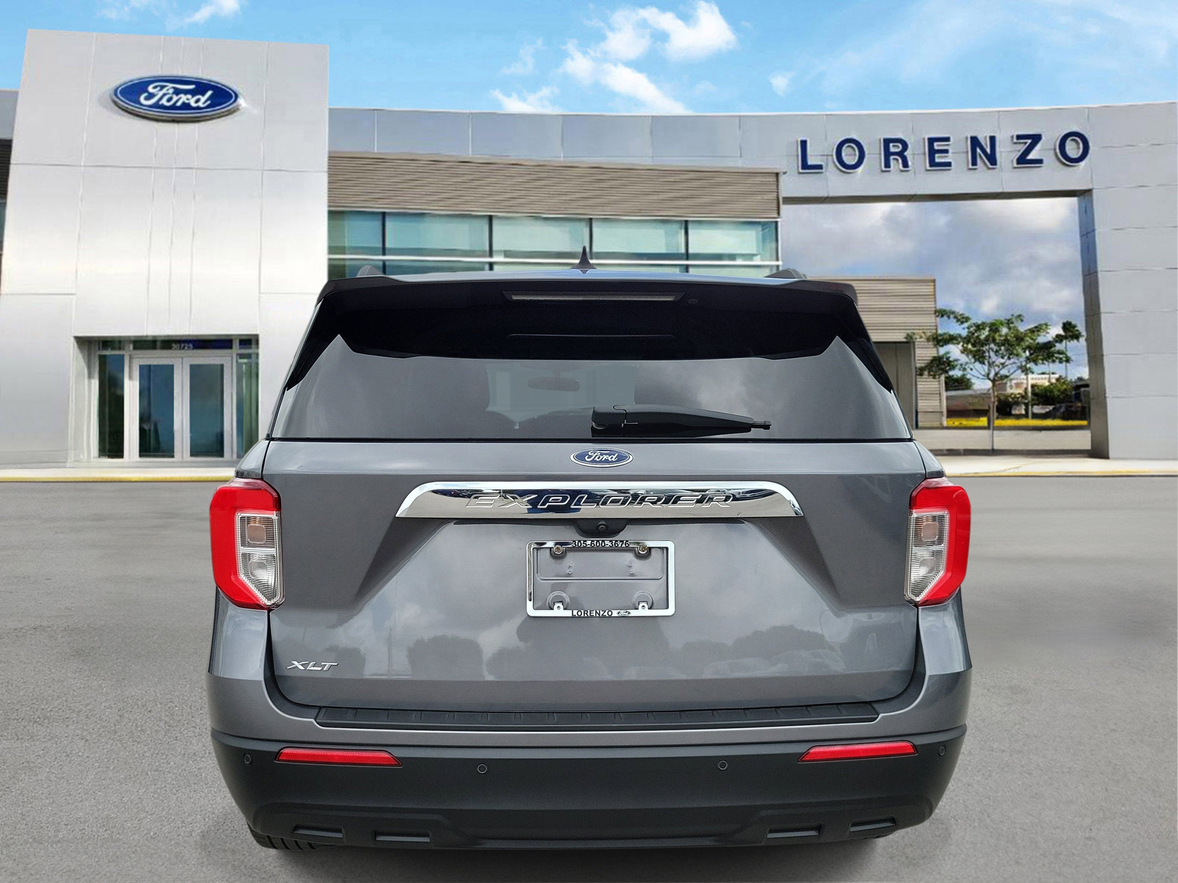 2024 Ford Explorer XLT
