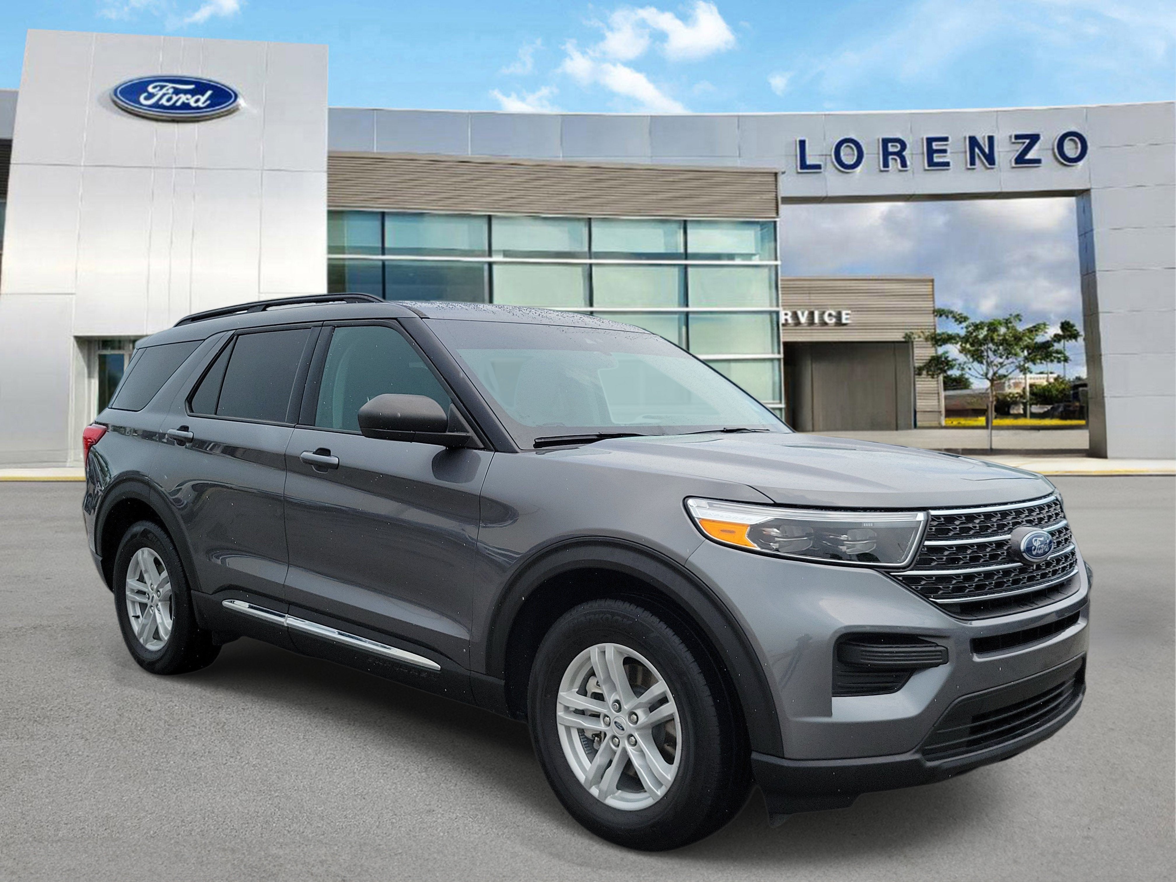 2024 Ford Explorer XLT