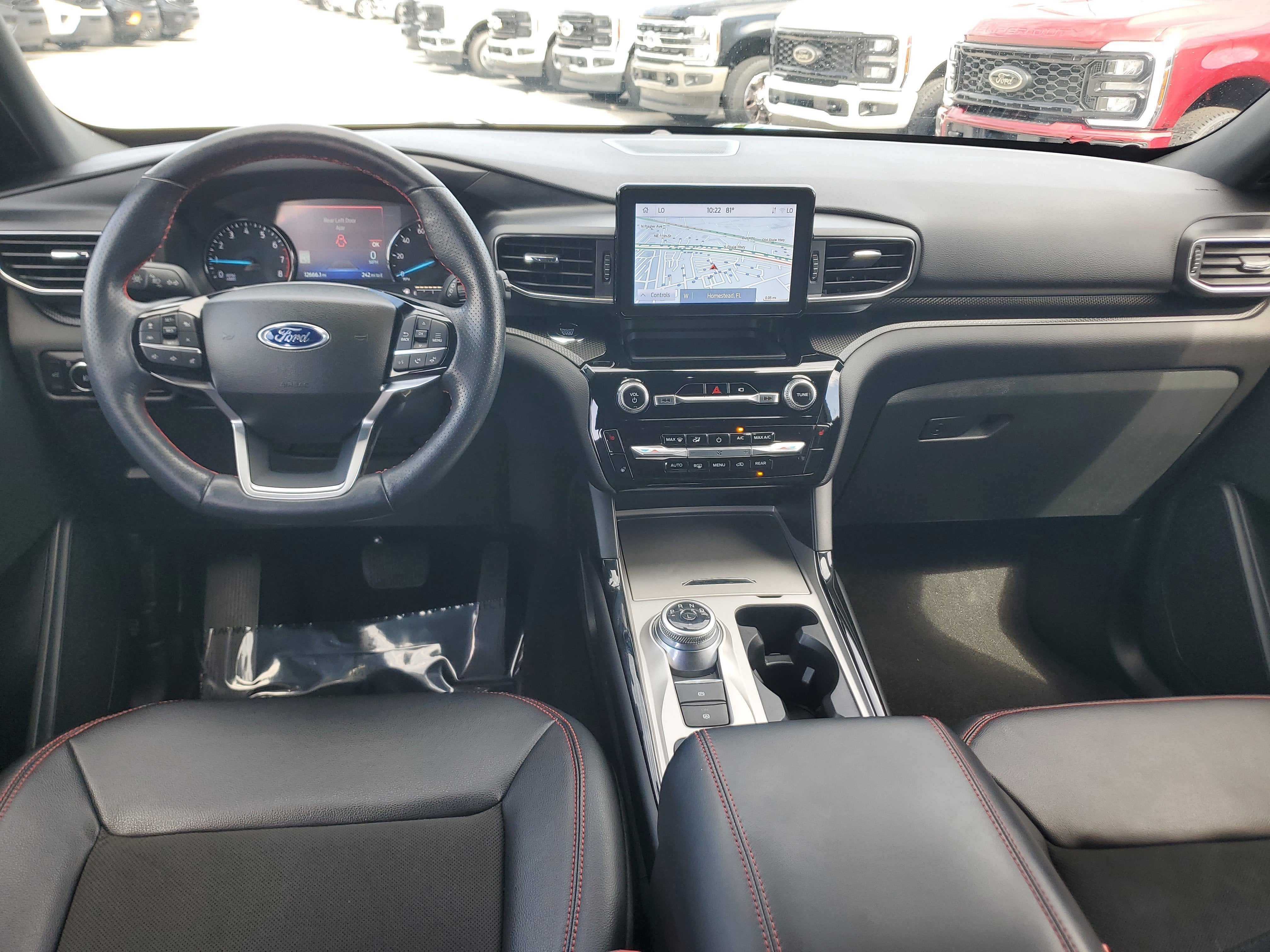 2023 Ford Explorer ST-Line