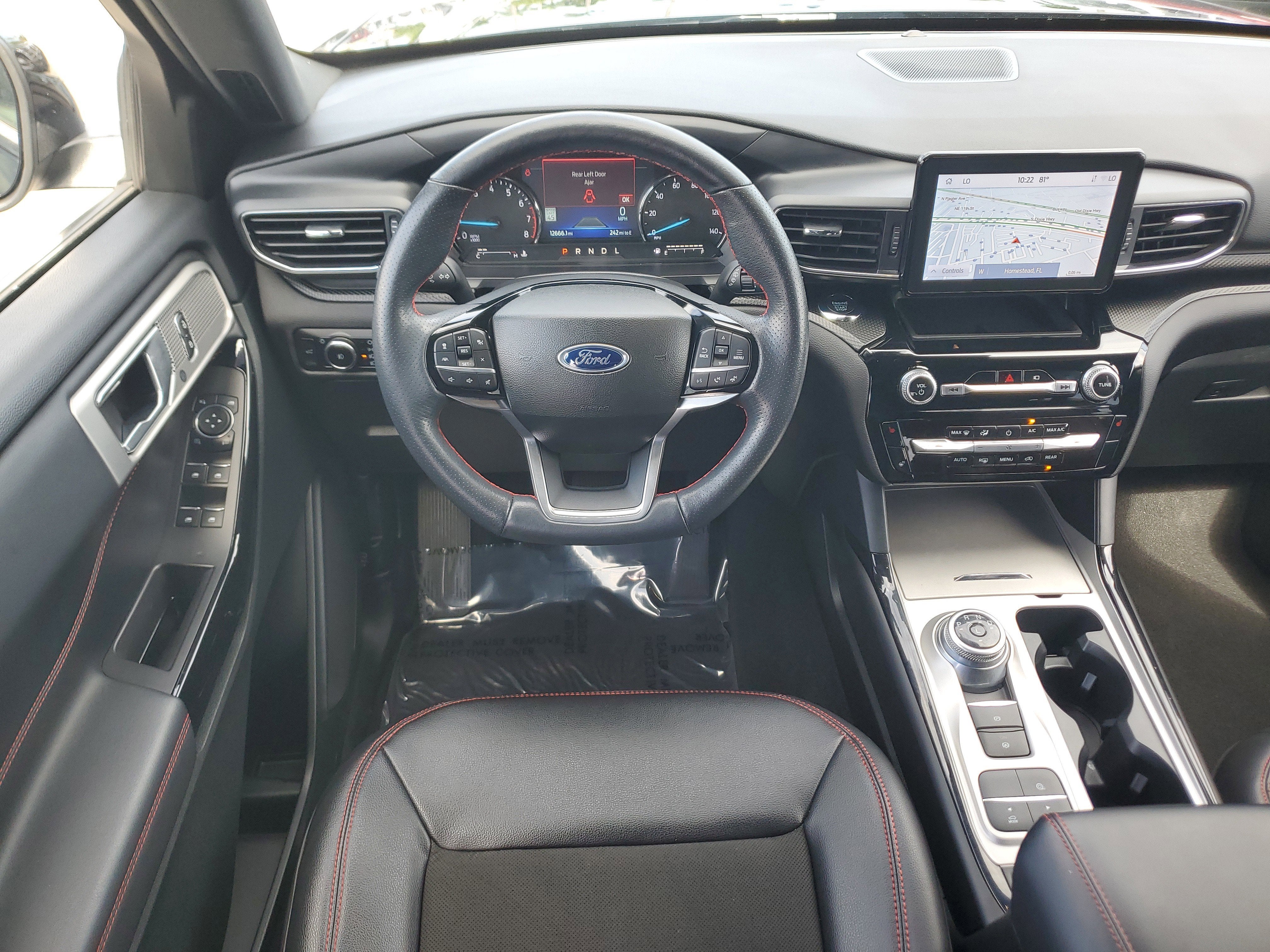 2023 Ford Explorer ST-Line