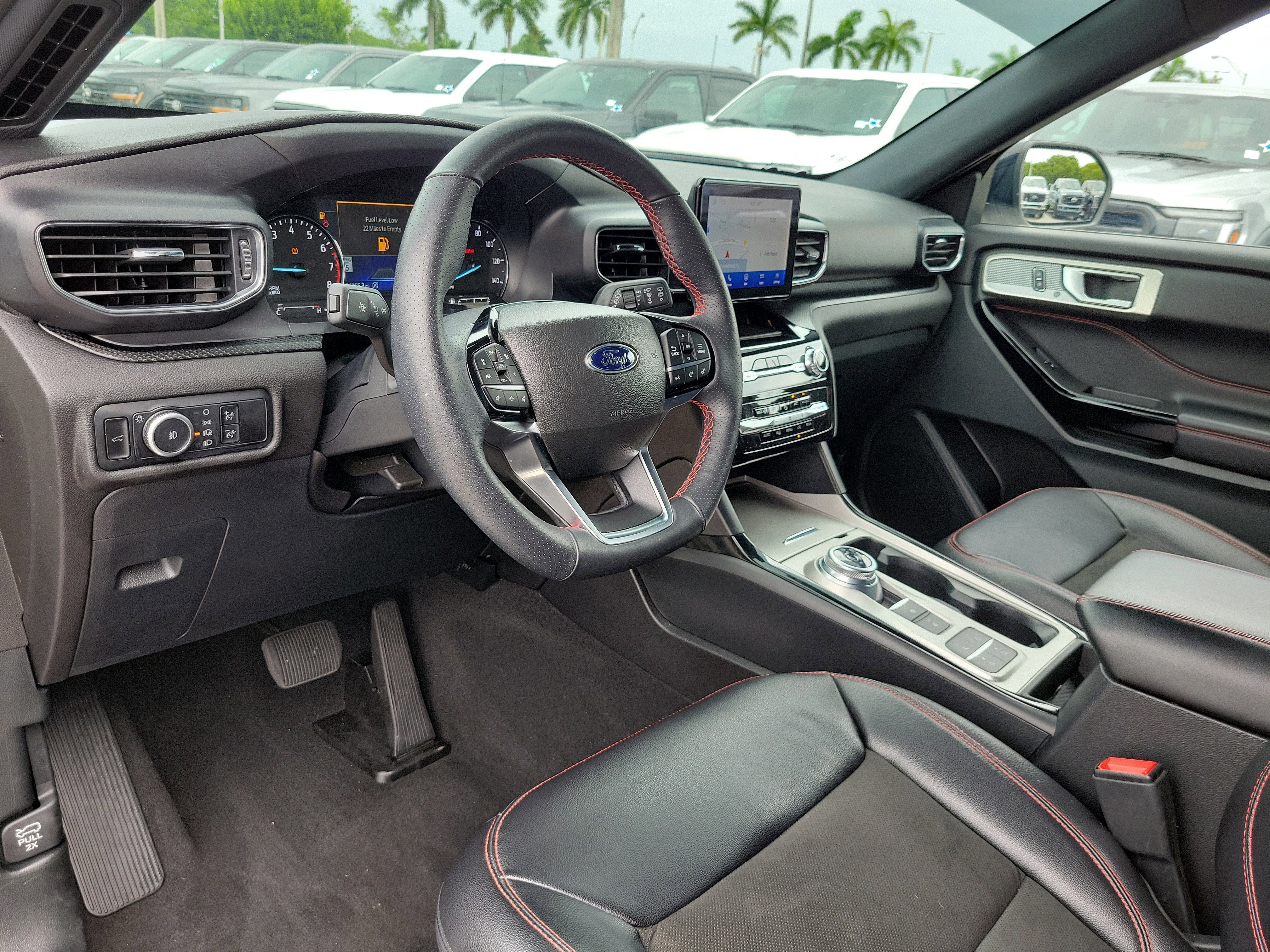 2023 Ford Explorer ST-Line