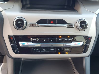 2024 Ford Explorer XLT 4WD