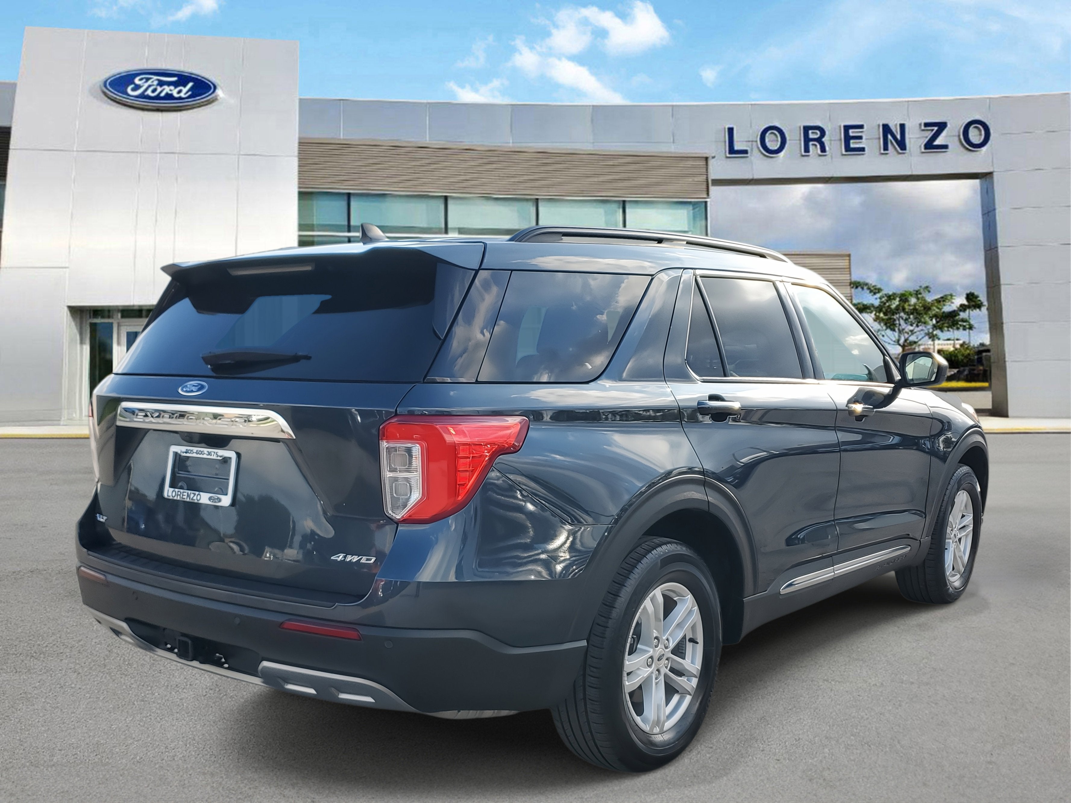 2024 Ford Explorer XLT 4WD