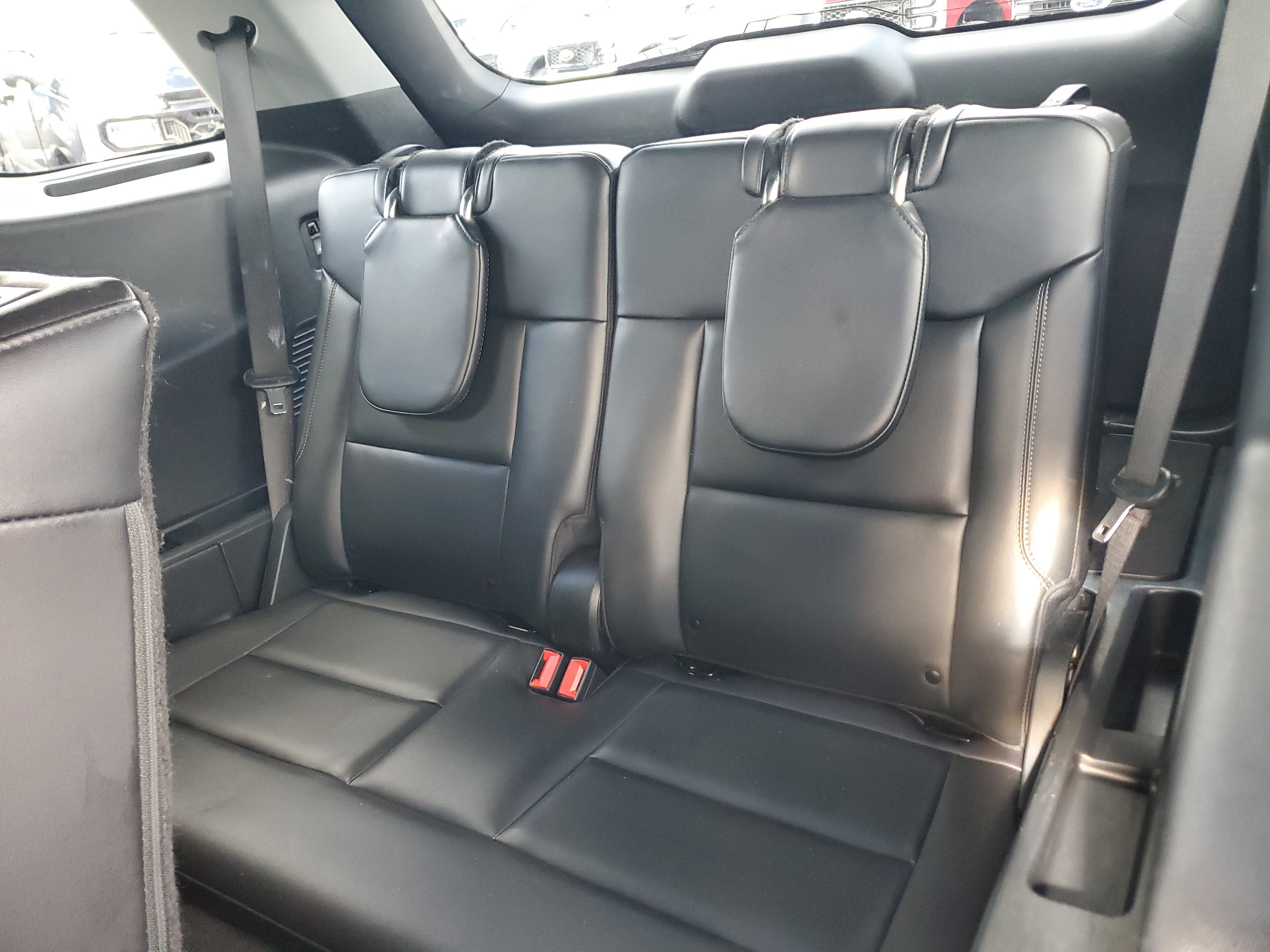 2023 Ford Explorer XLT 4WD