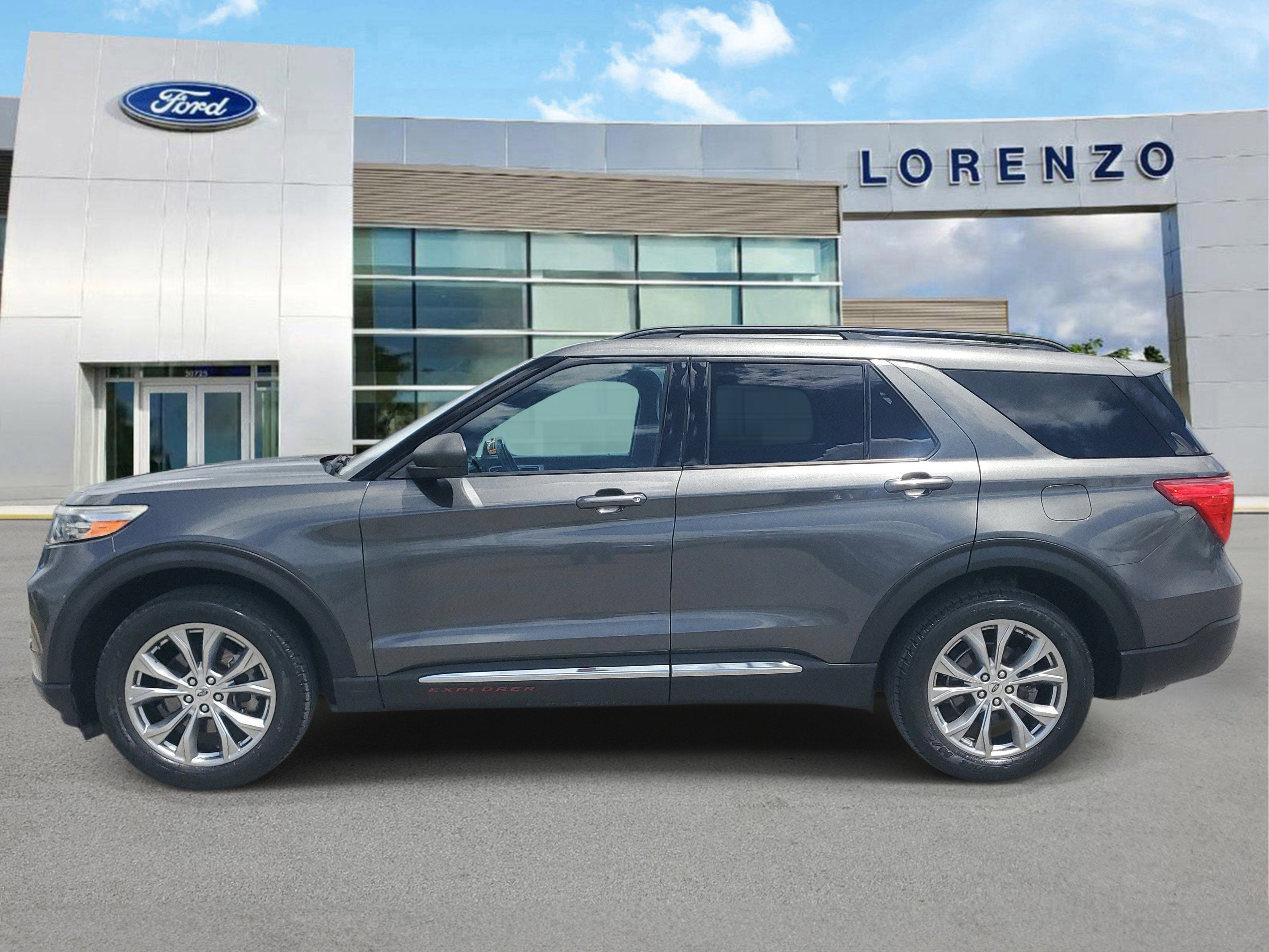 2020 Ford Explorer XLT
