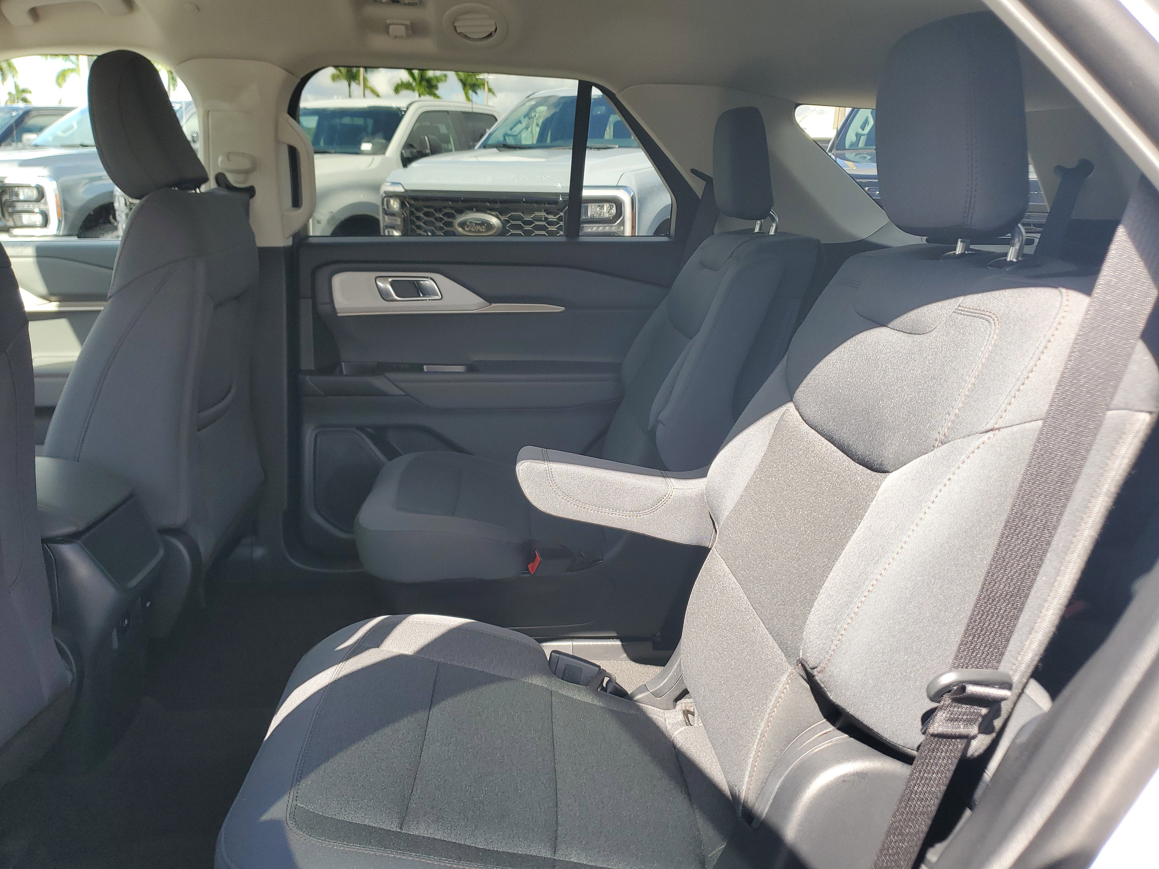 2026 Ford Explorer Active w/100A Pkg