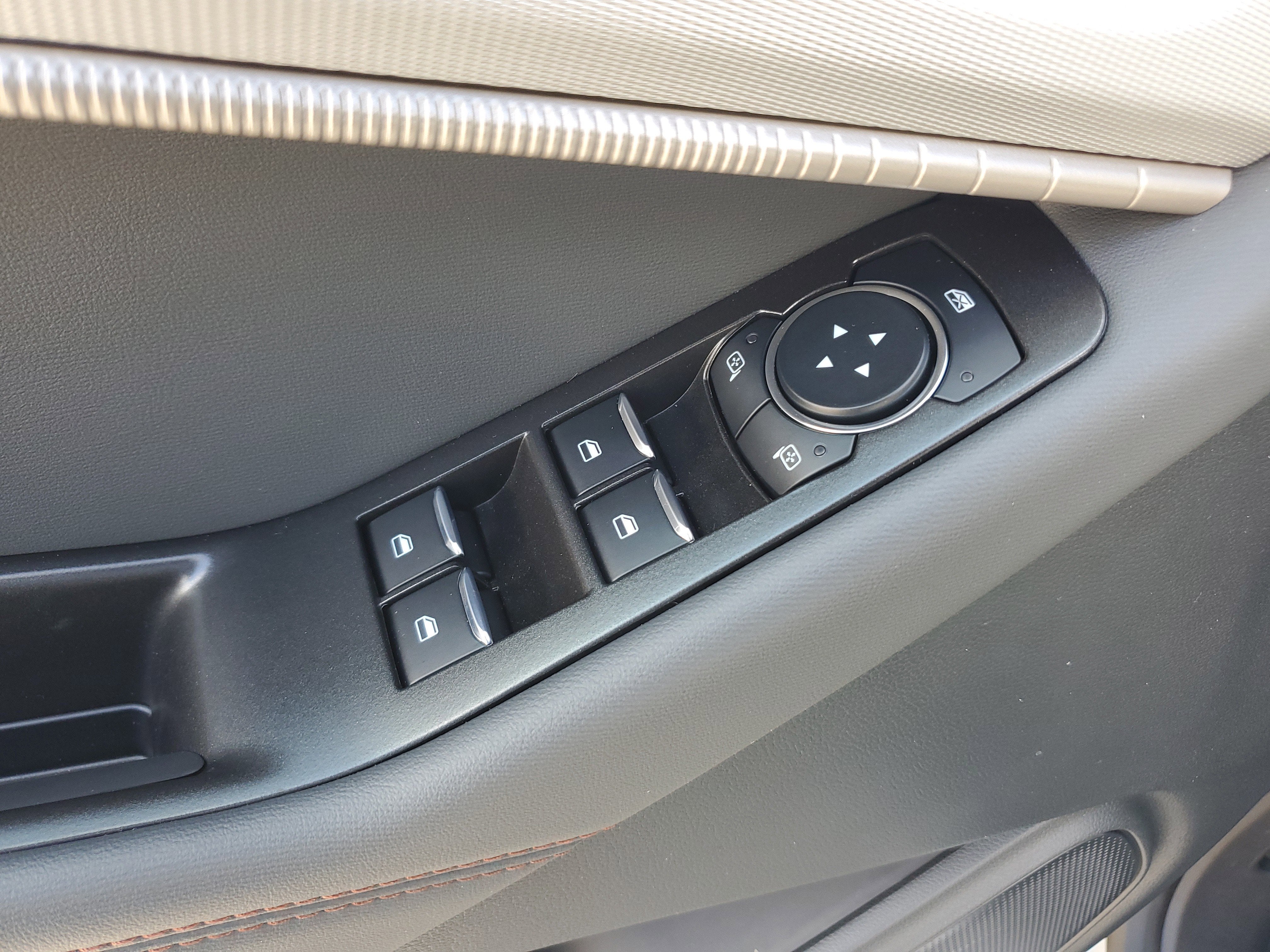 2026 Ford Explorer Active w/100A Pkg