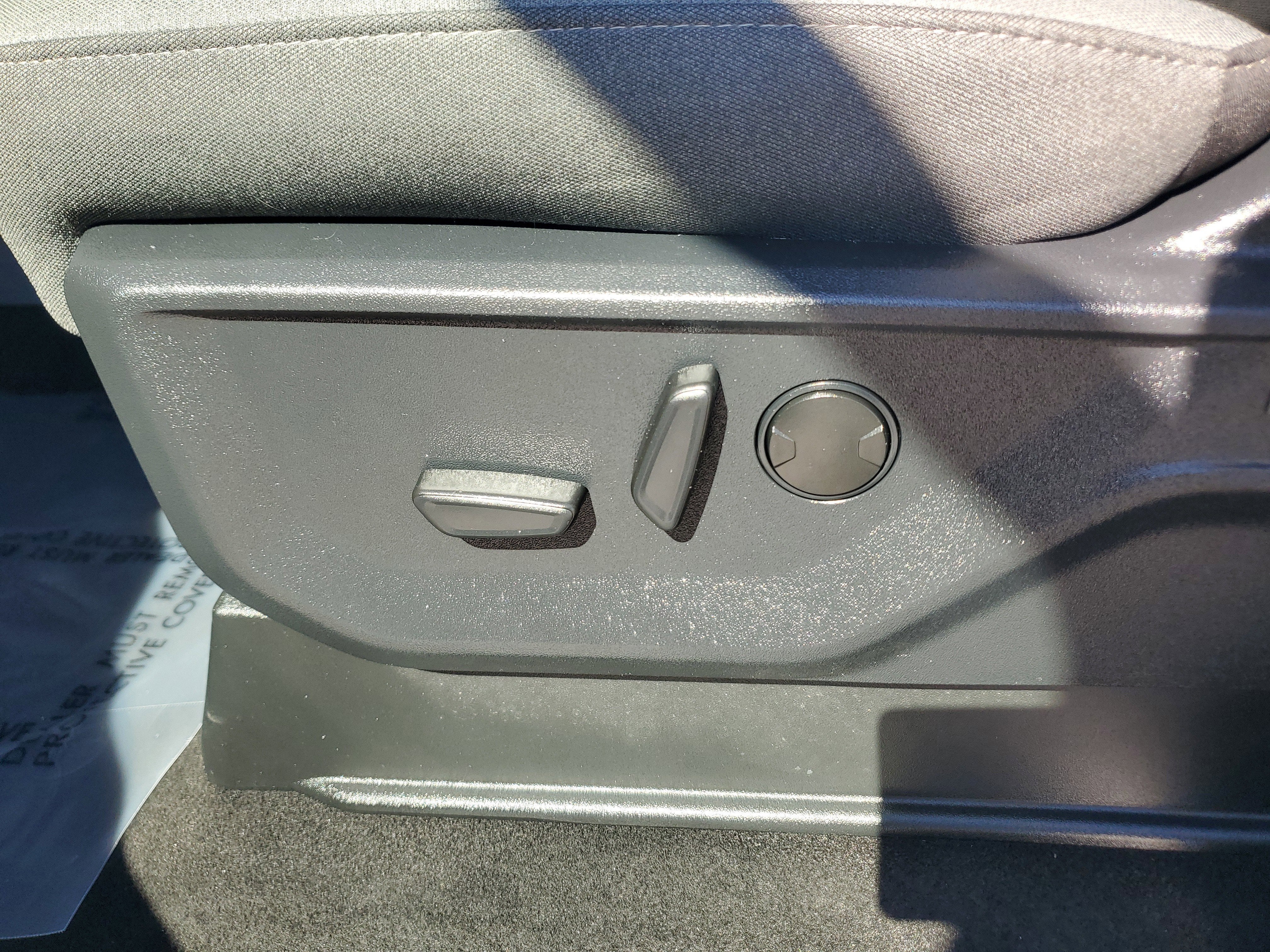 2024 Ford F-150 Lightning Flash