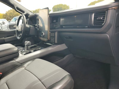 2024 Ford F-150 Lightning LARIAT 4WD