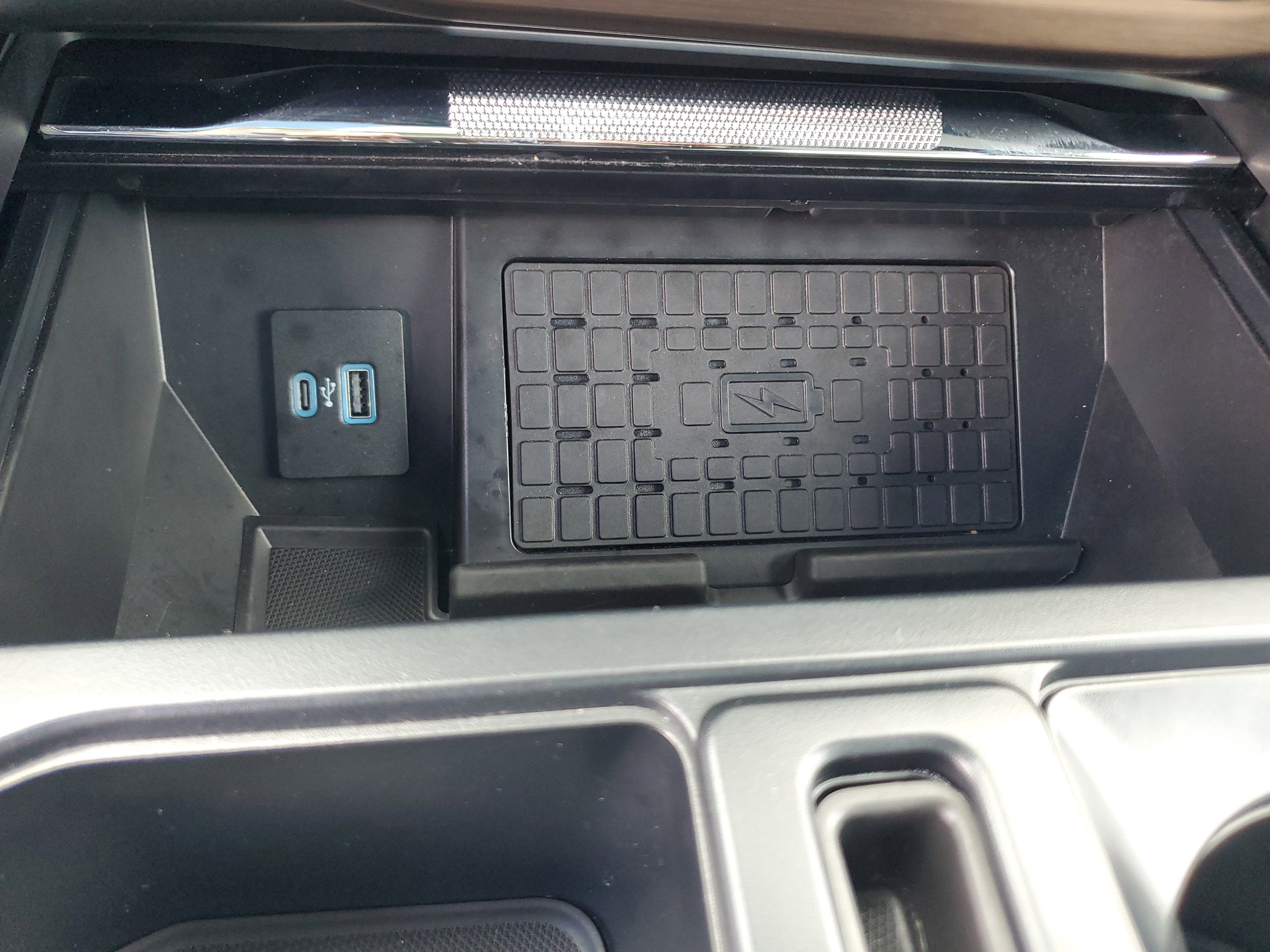 2024 Ford F-150 Lightning LARIAT 4WD