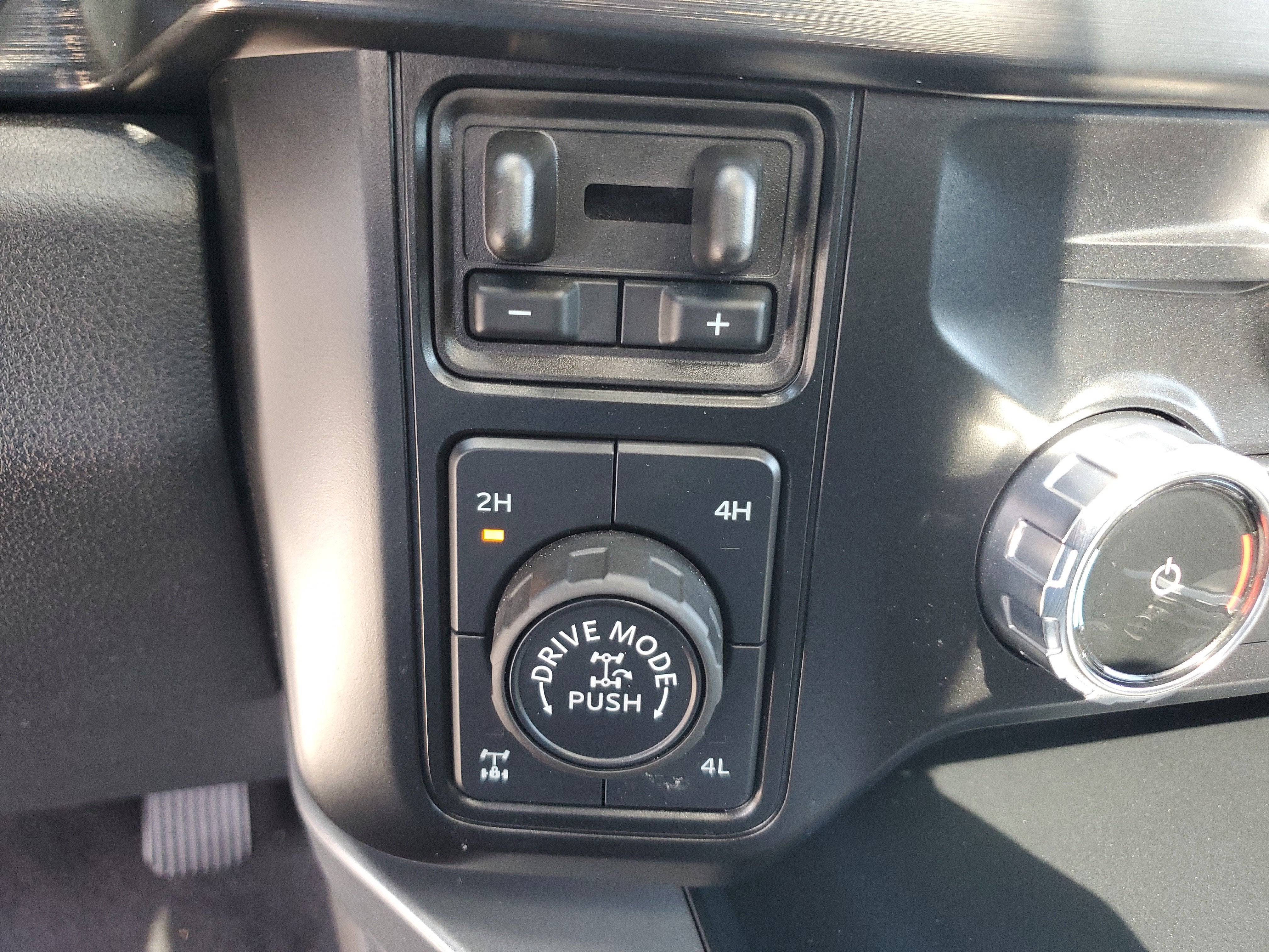 2025 Ford Super Duty F-250 SRW LARIAT 4WD