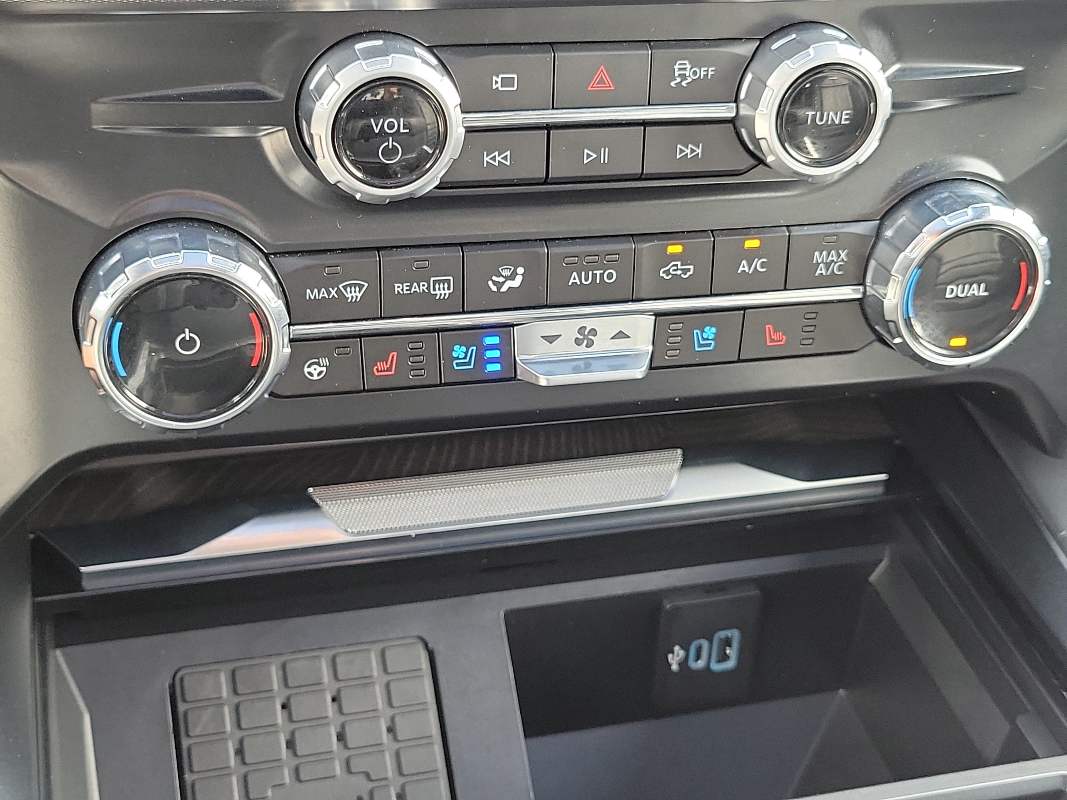 2025 Ford Super Duty F-250 SRW Platinum 4WD