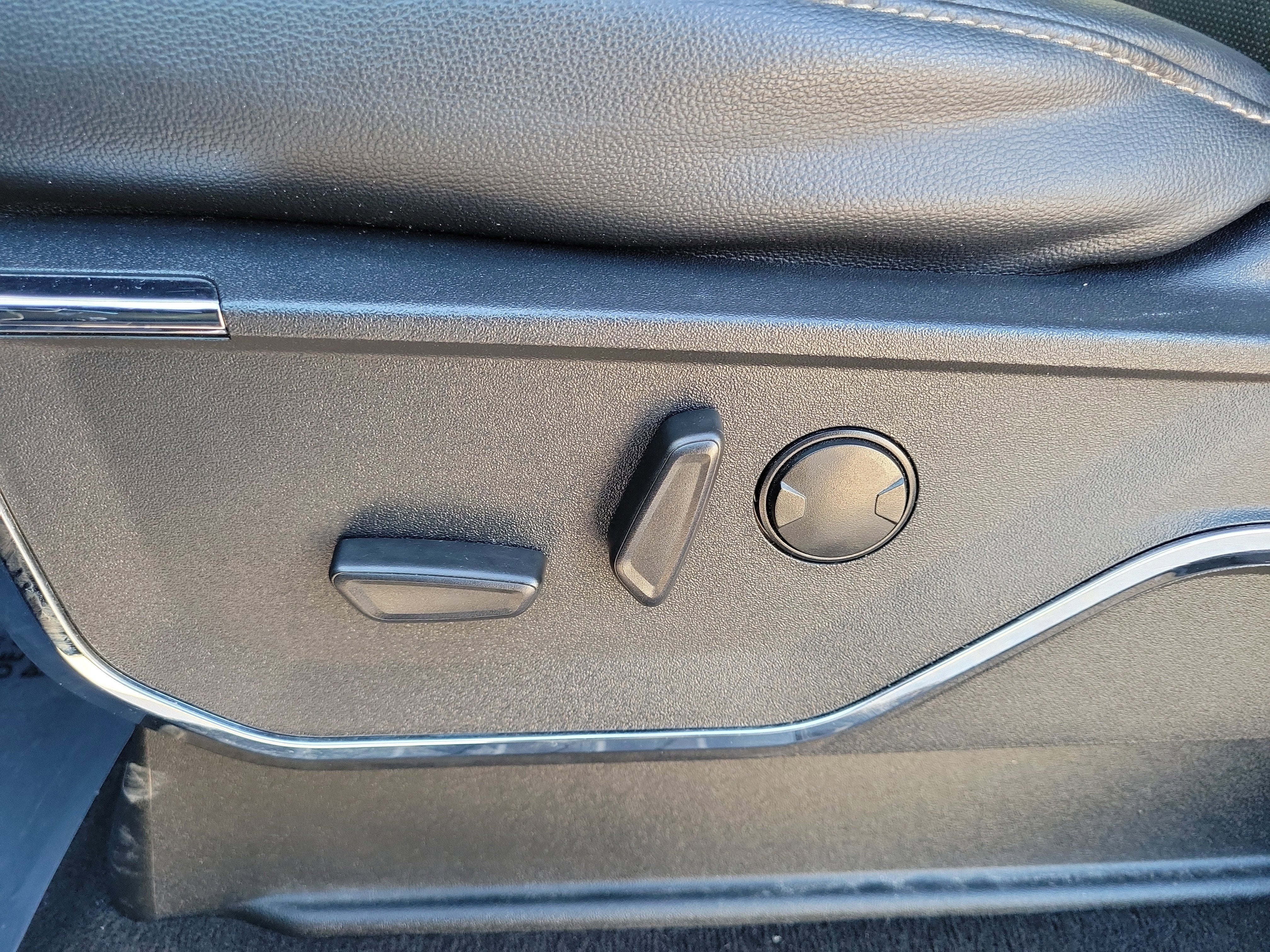 2024 Ford Super Duty F-250 SRW LARIAT 4WD Diesel