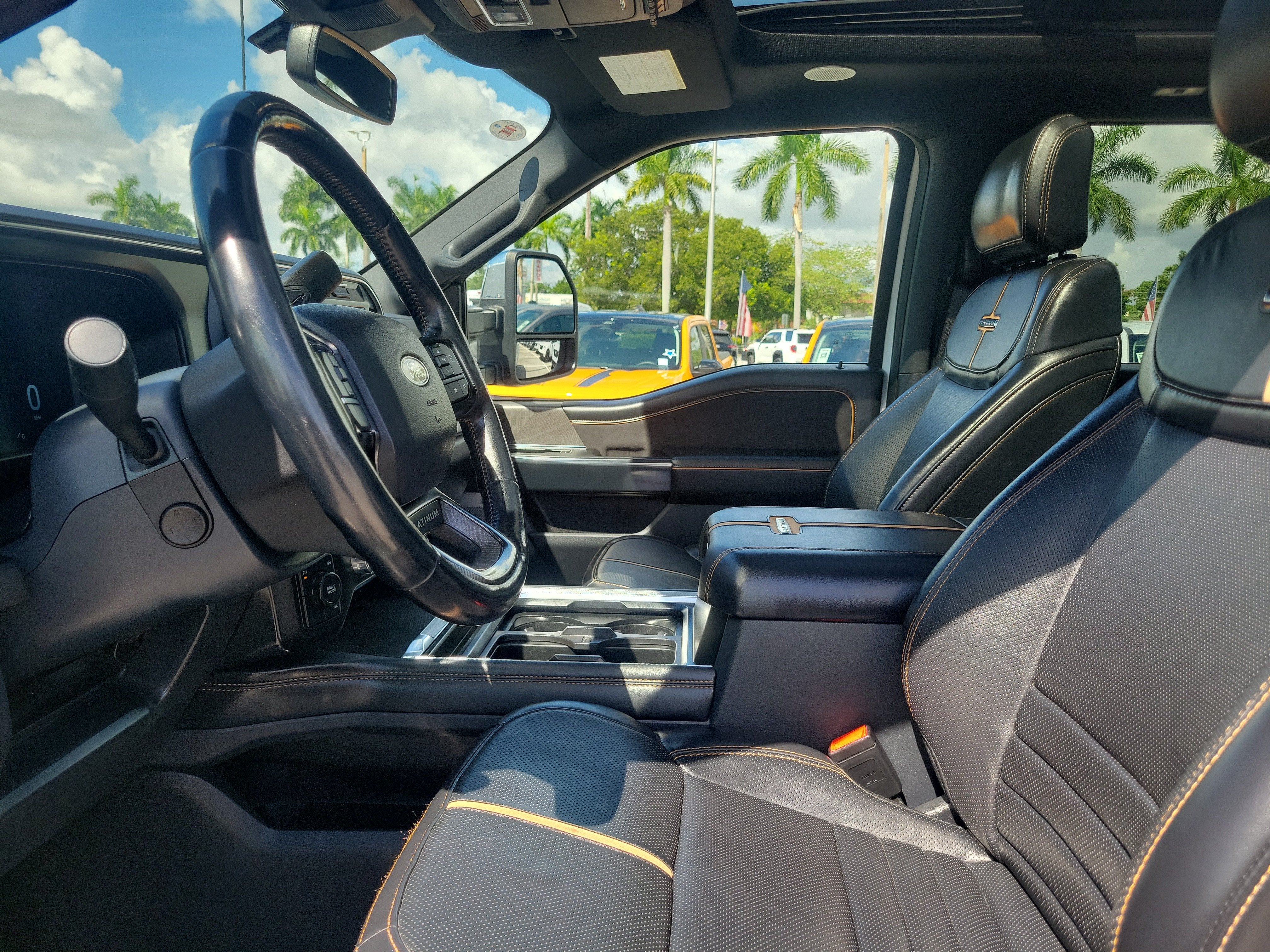 2024 Ford Super Duty F-350 DRW Platinum 4WD