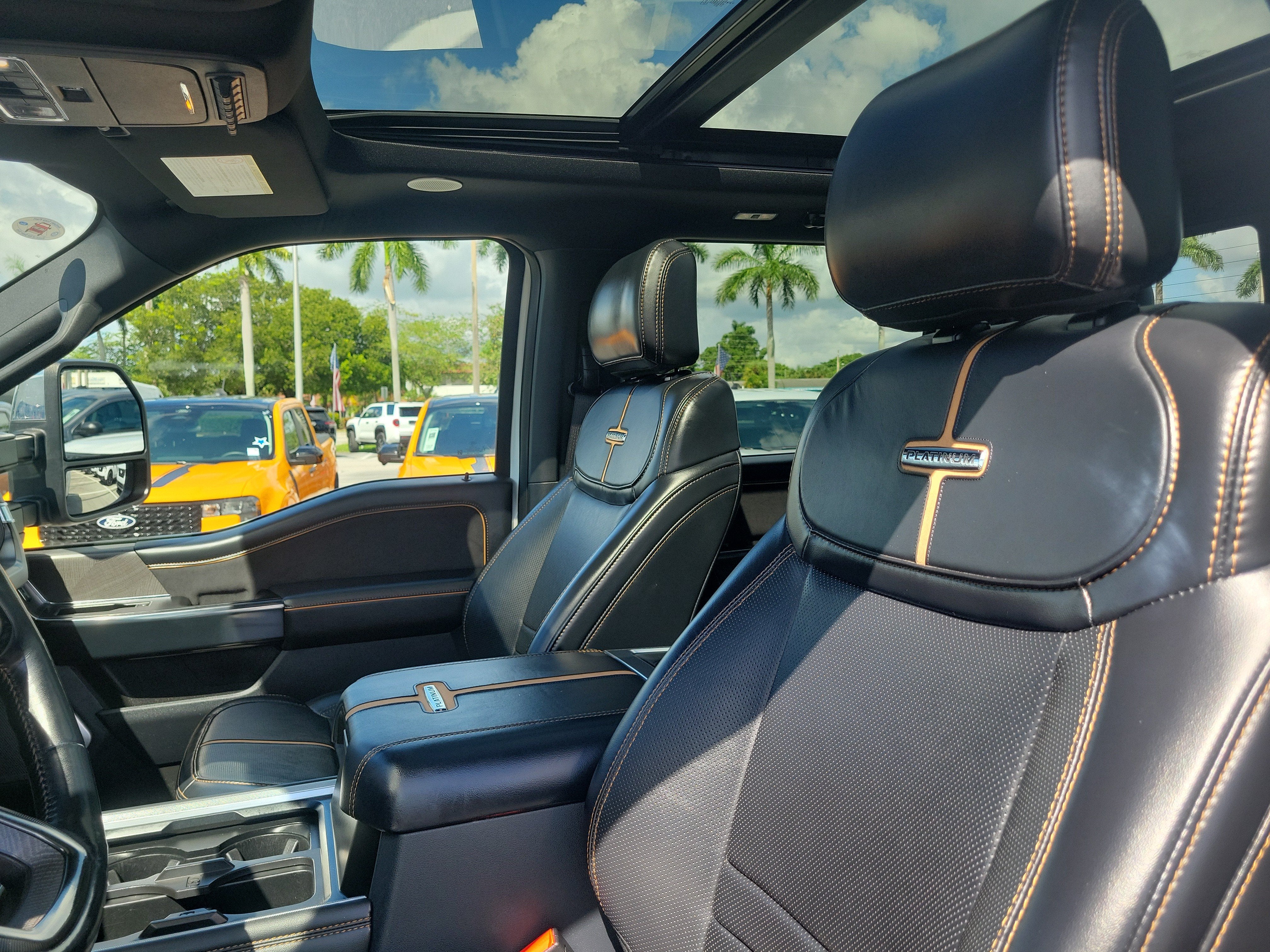 2024 Ford Super Duty F-350 DRW Platinum 4WD
