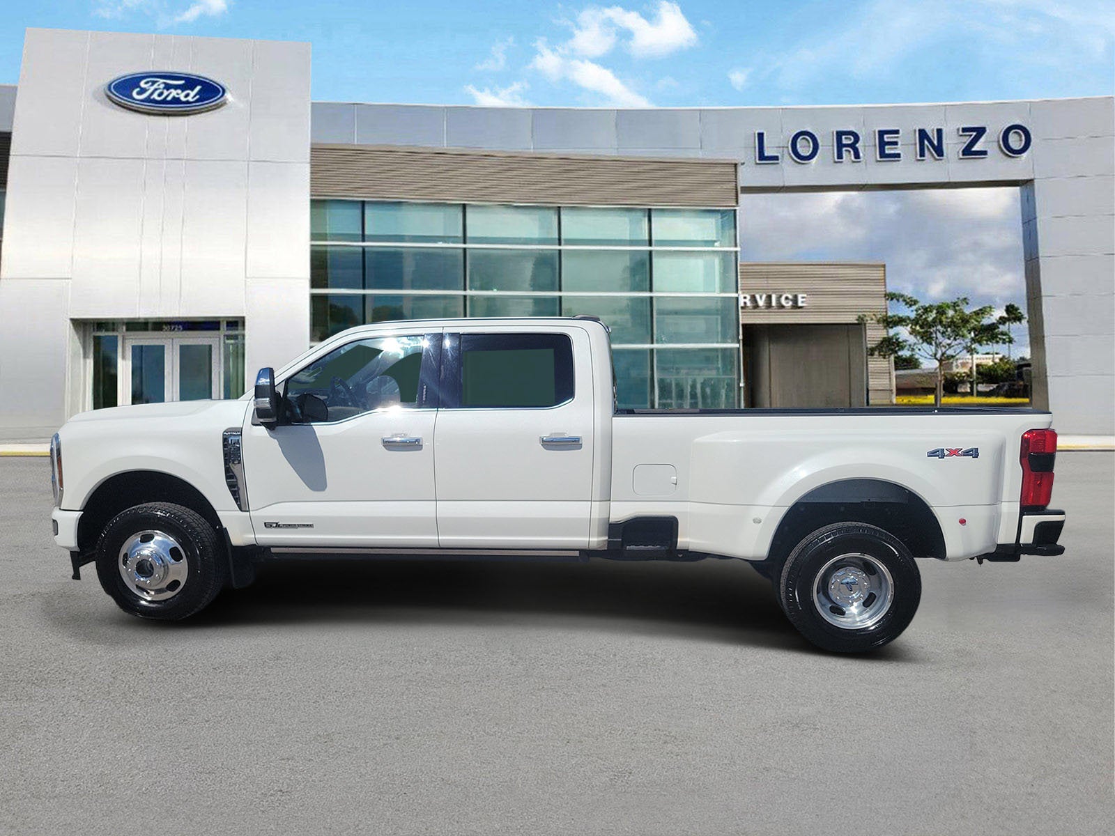 2024 Ford Super Duty F-350 DRW Platinum 4WD