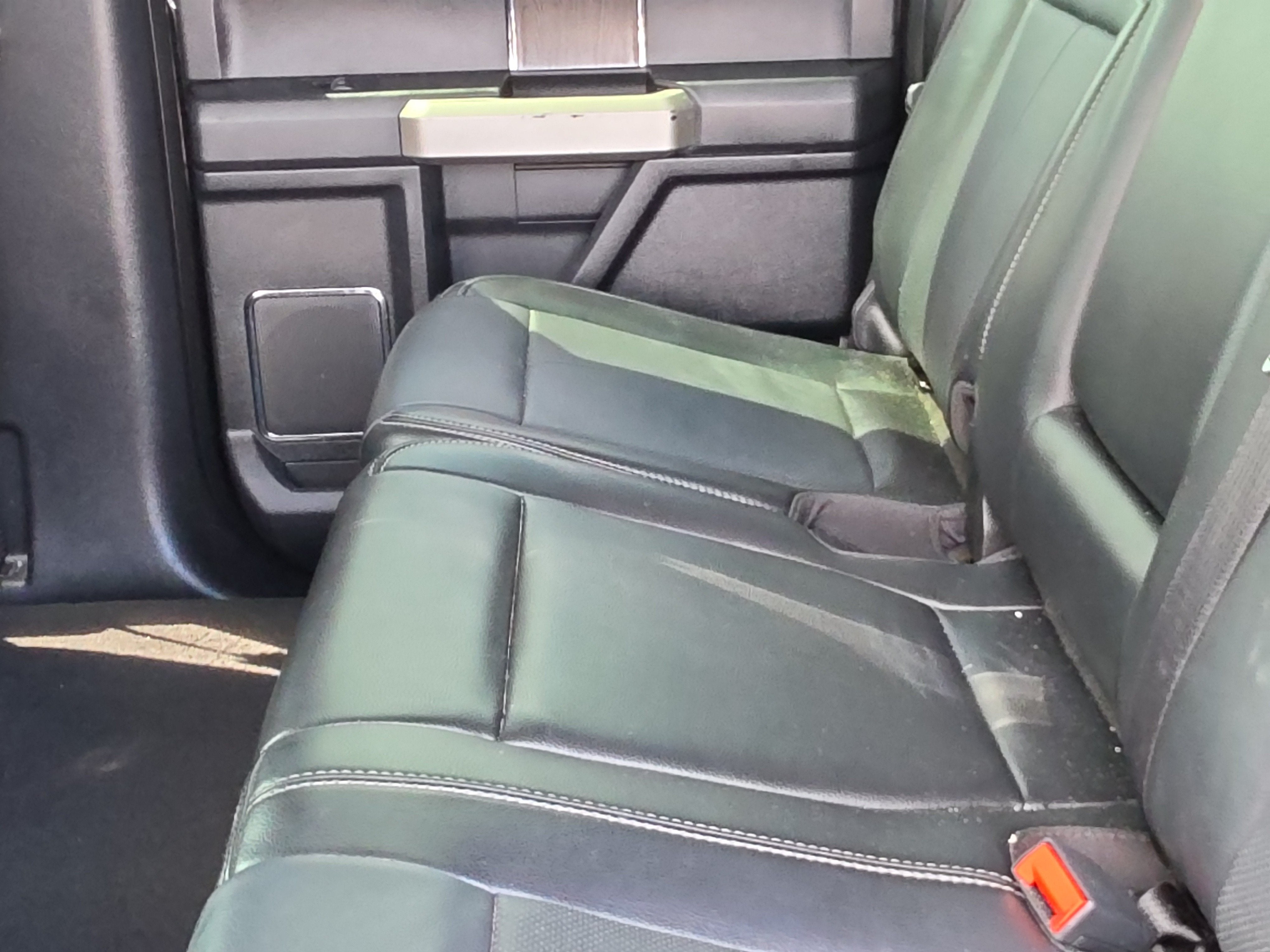 2020 Ford Super Duty F-350 DRW LARIAT