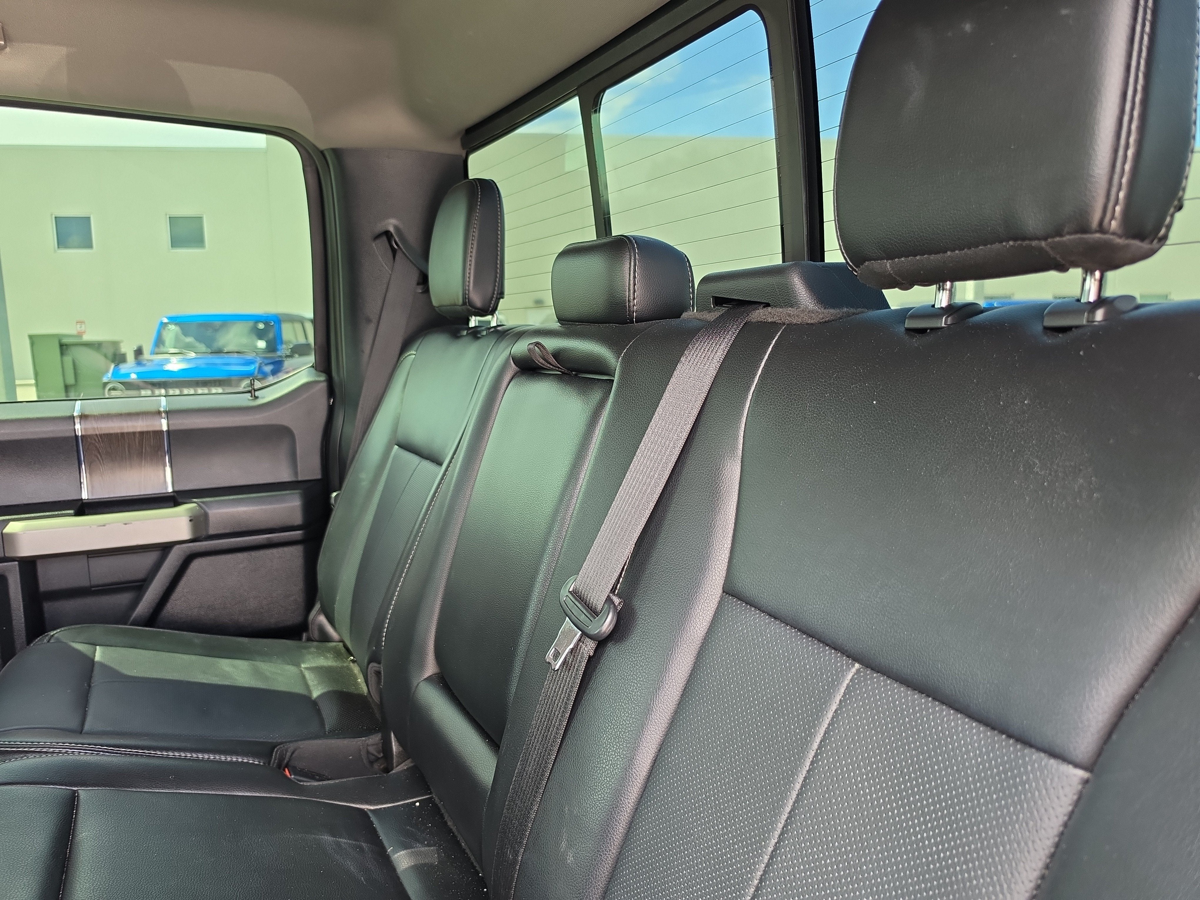 2020 Ford Super Duty F-350 DRW LARIAT