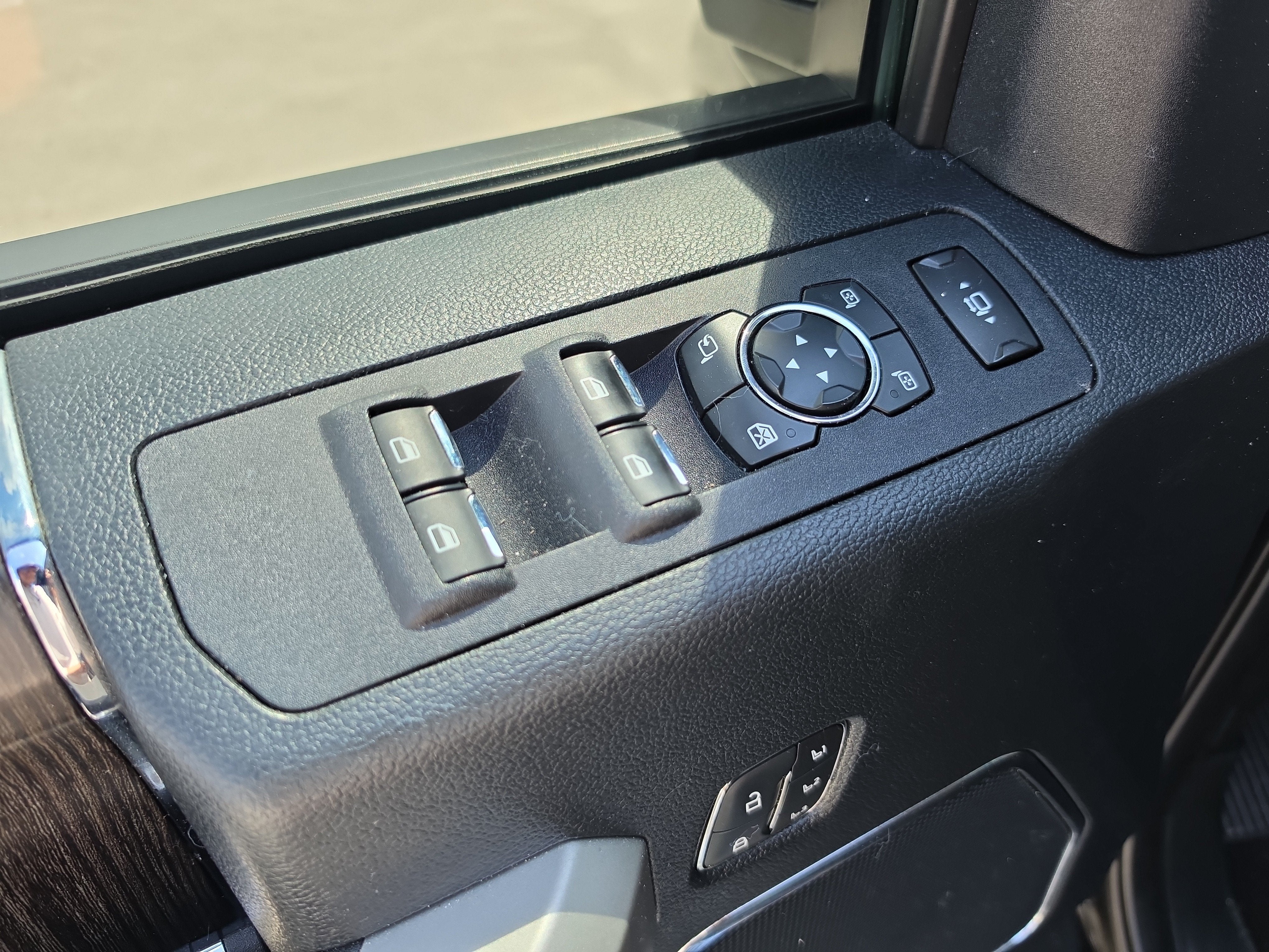 2020 Ford Super Duty F-350 DRW LARIAT