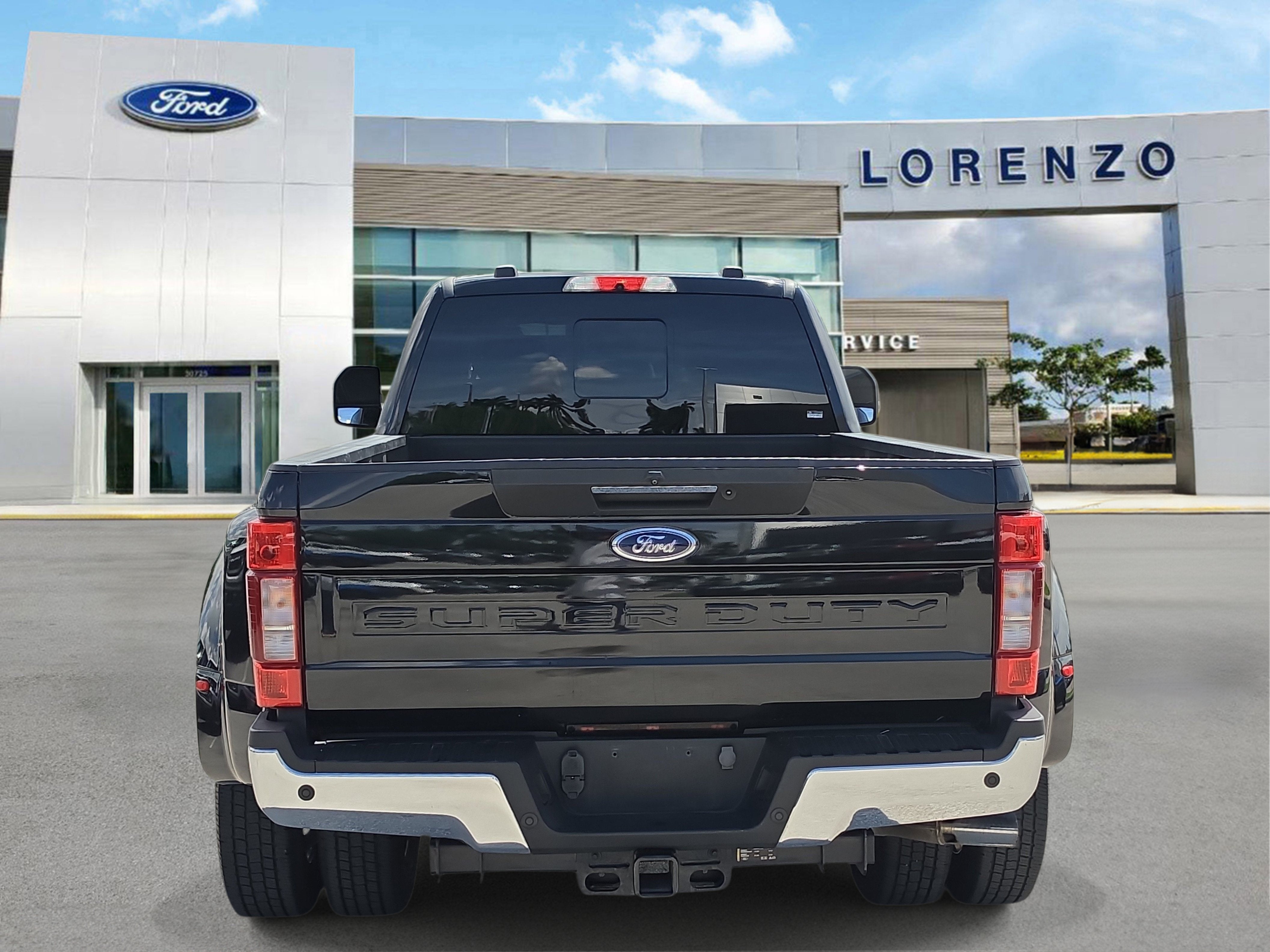 2020 Ford Super Duty F-350 DRW LARIAT