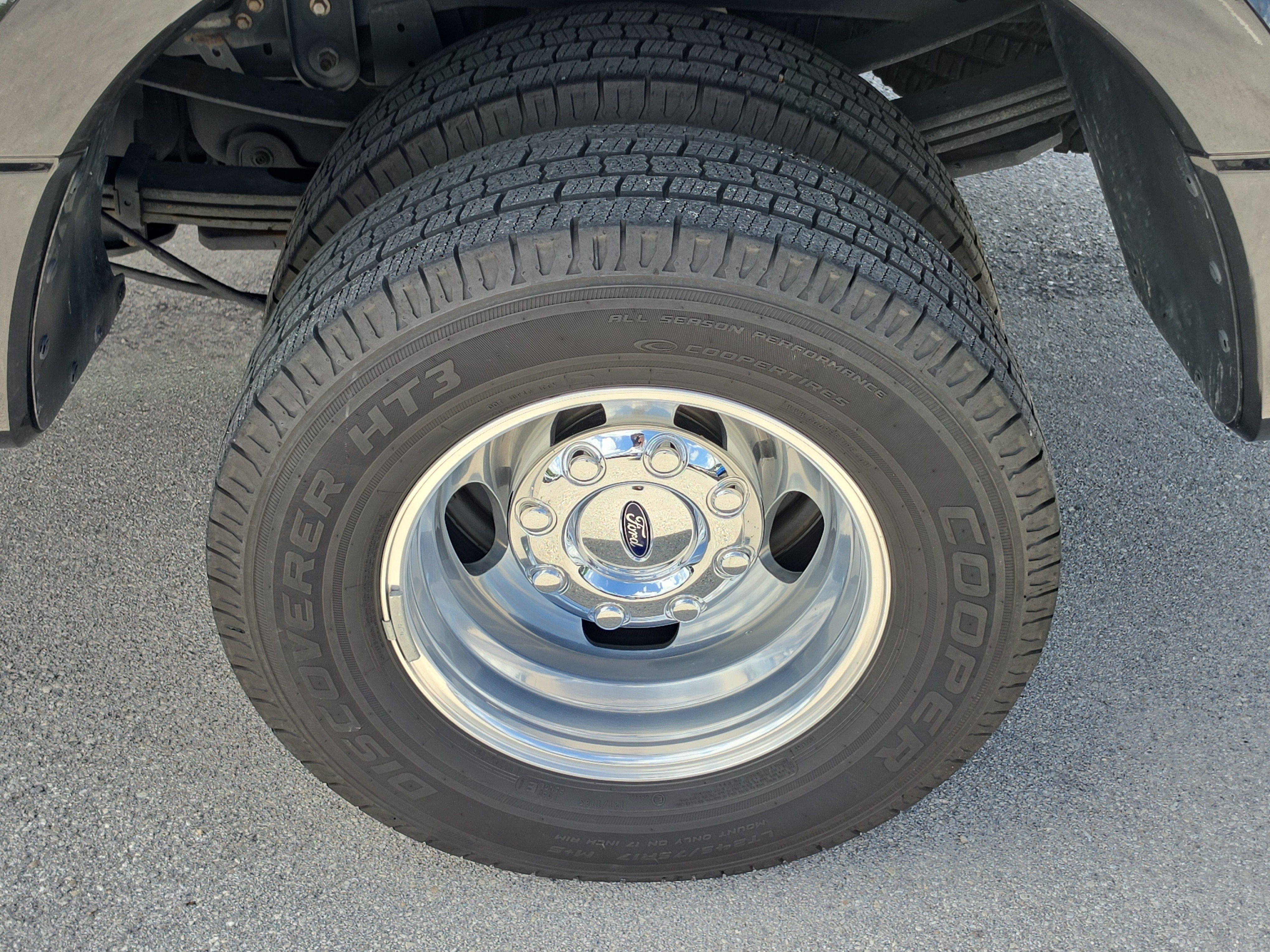2020 Ford Super Duty F-350 DRW LARIAT