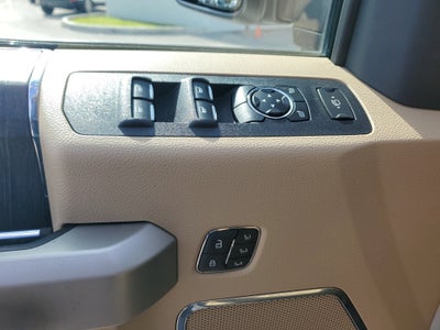 2020 Ford Super Duty F-350 DRW LARIAT 4WD Diesel