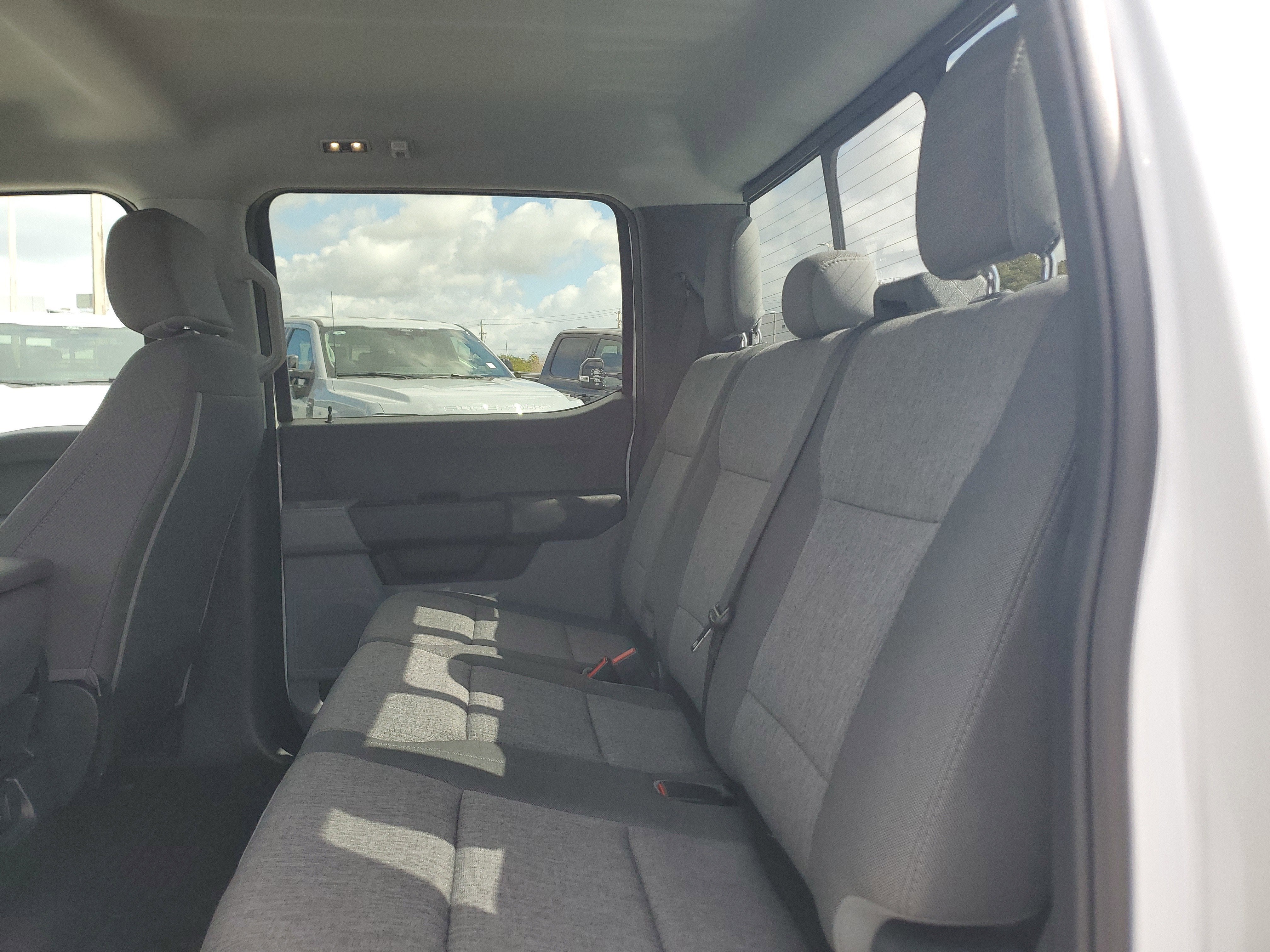 2025 Ford Super Duty F-350 DRW XL