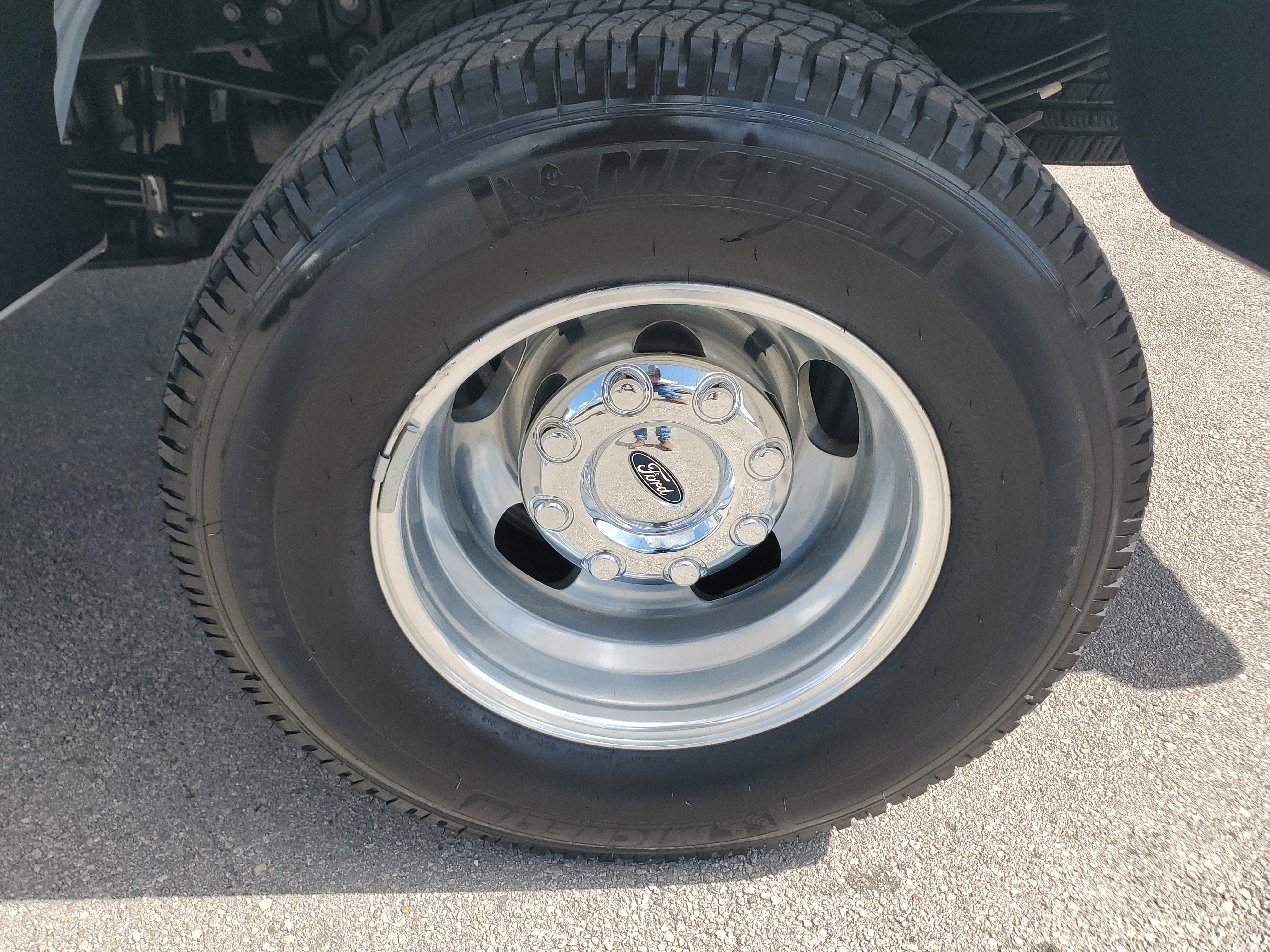 2025 Ford Super Duty F-350 DRW XL