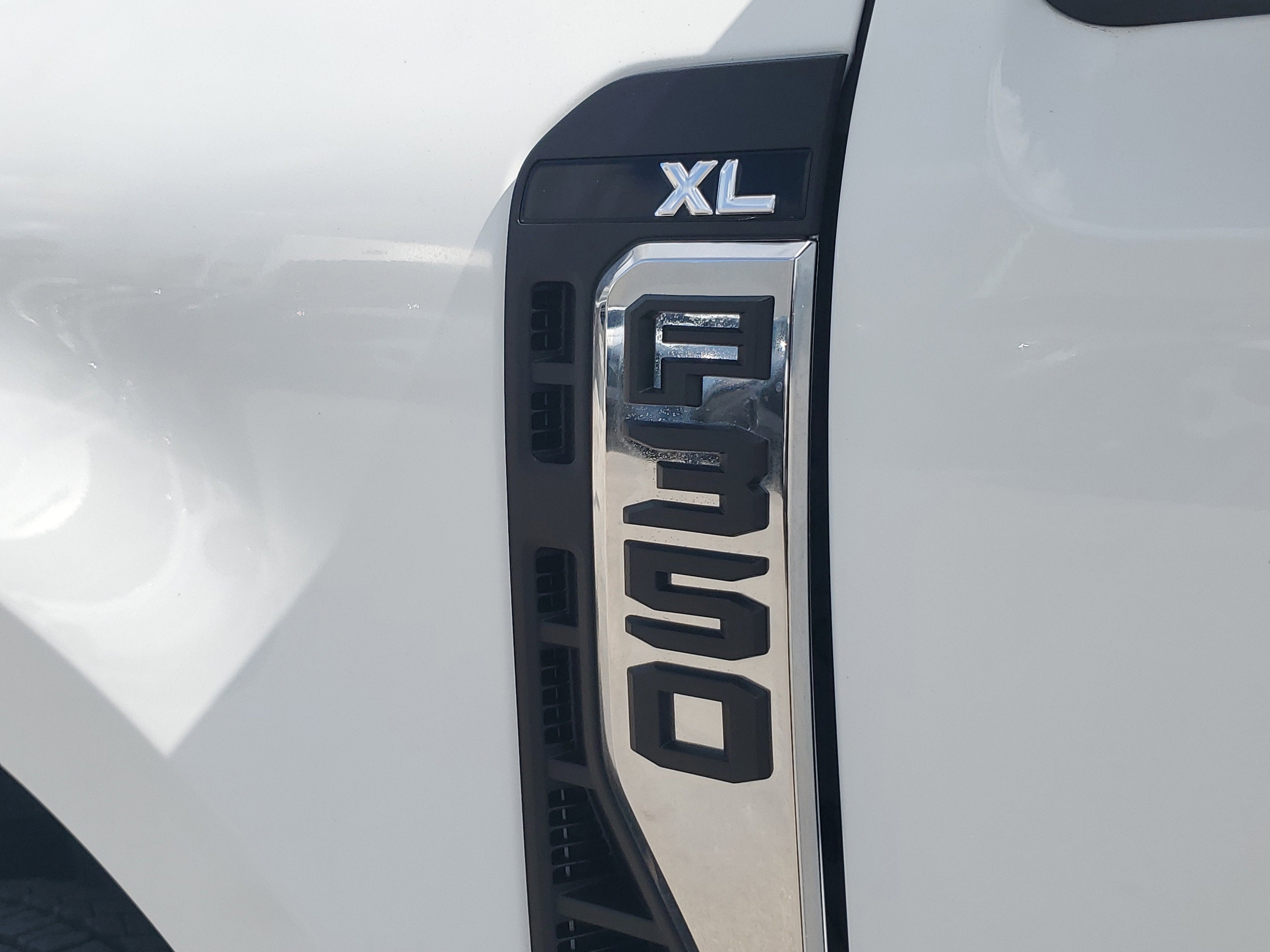 2025 Ford Super Duty F-350 DRW XL