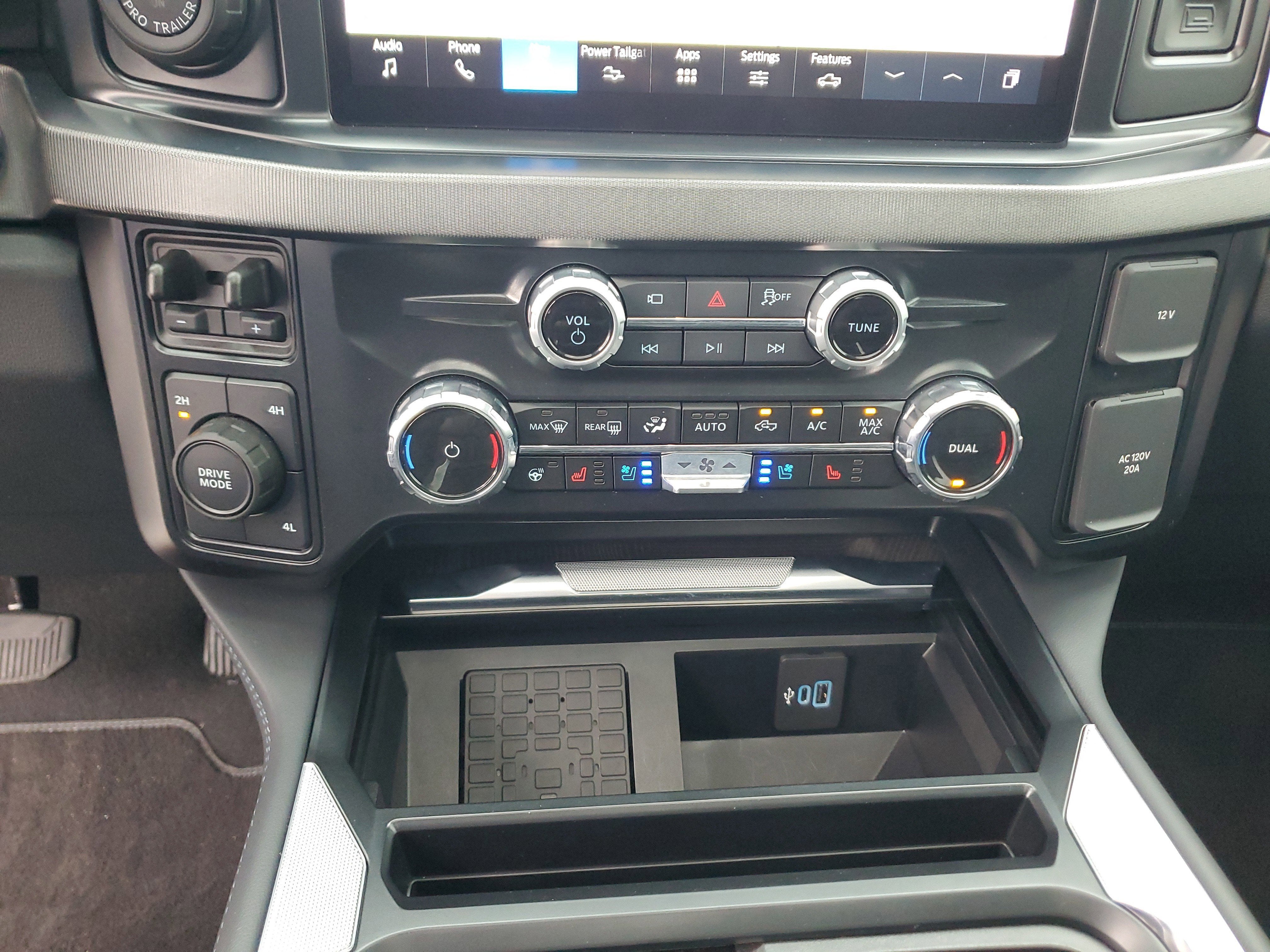 2025 Ford Super Duty F-450 DRW Platinum 4WD Diesel