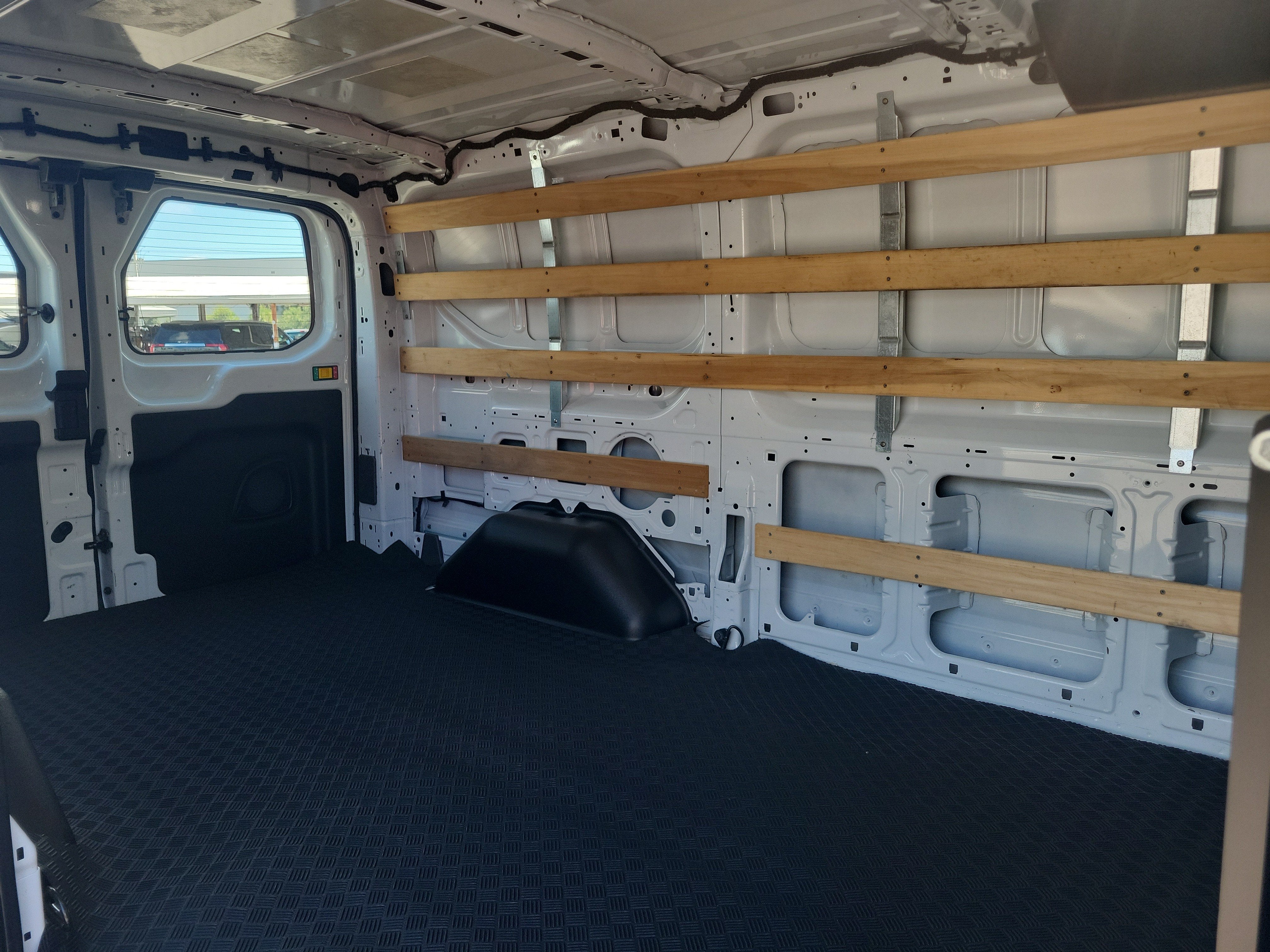 2025 Ford Transit Cargo Van Base