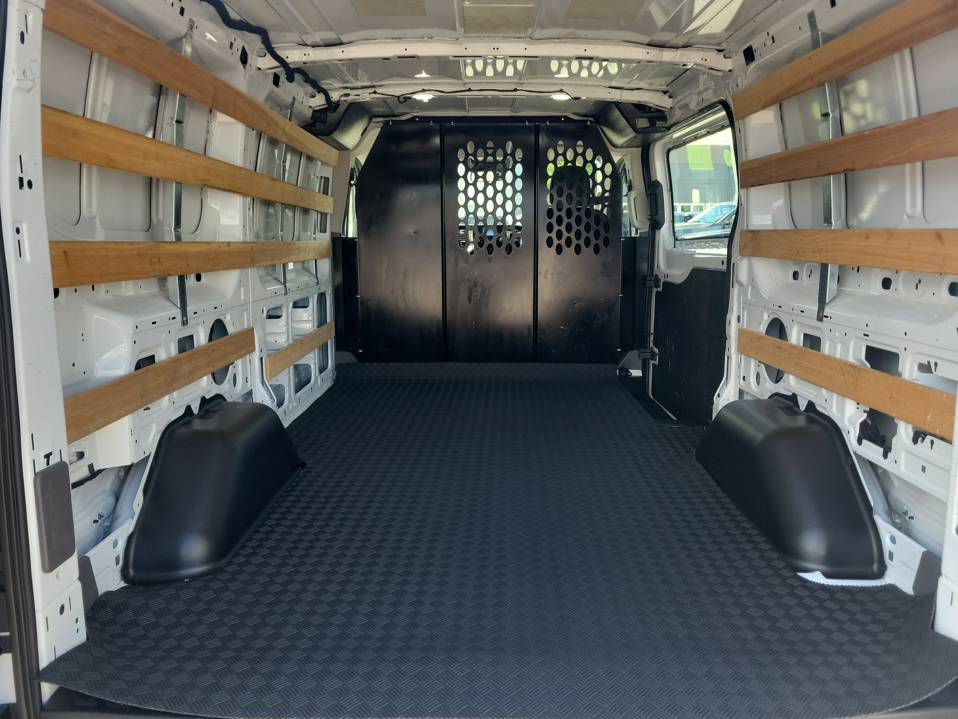 2025 Ford Transit Cargo Van Base