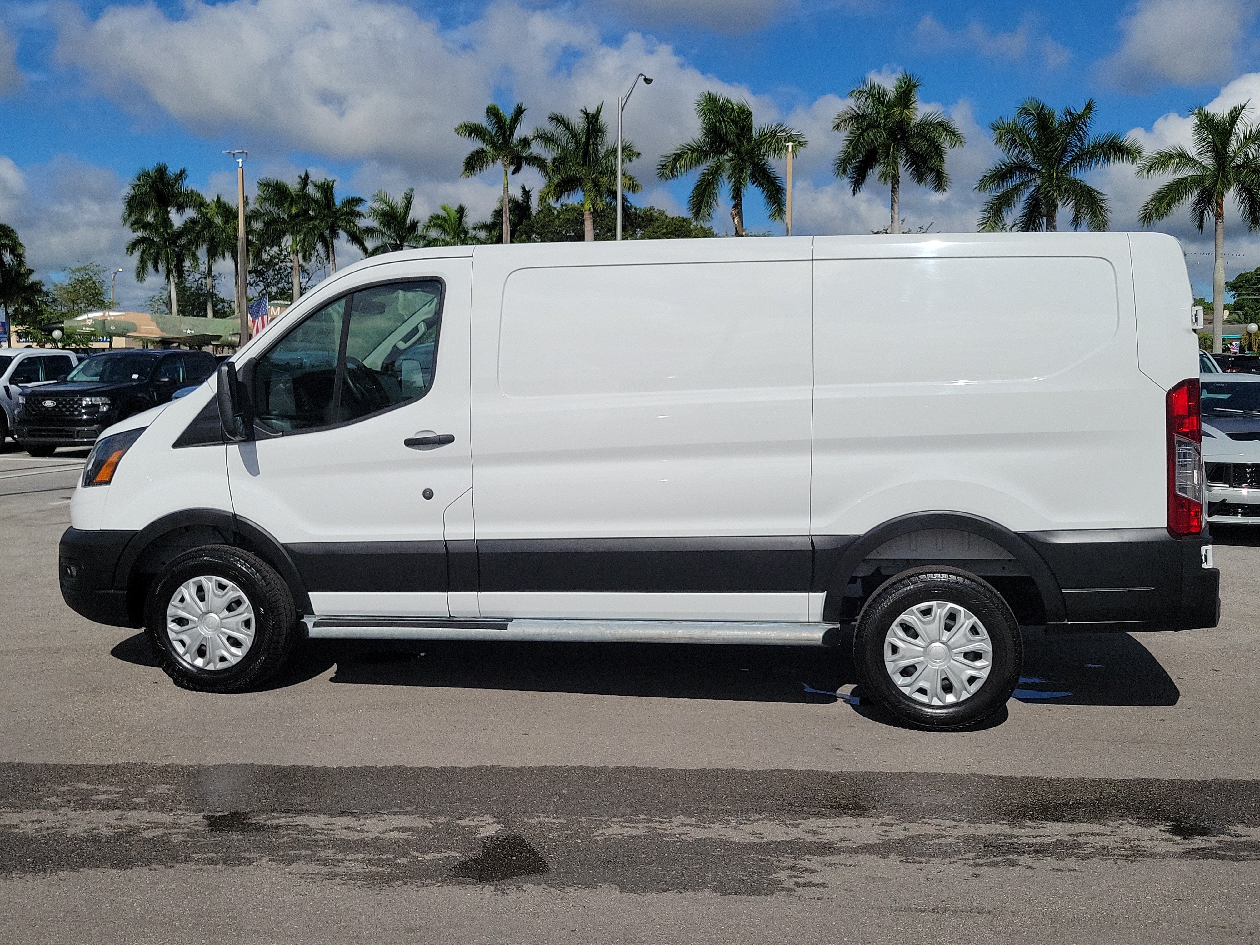 2025 Ford Transit Cargo Van Base