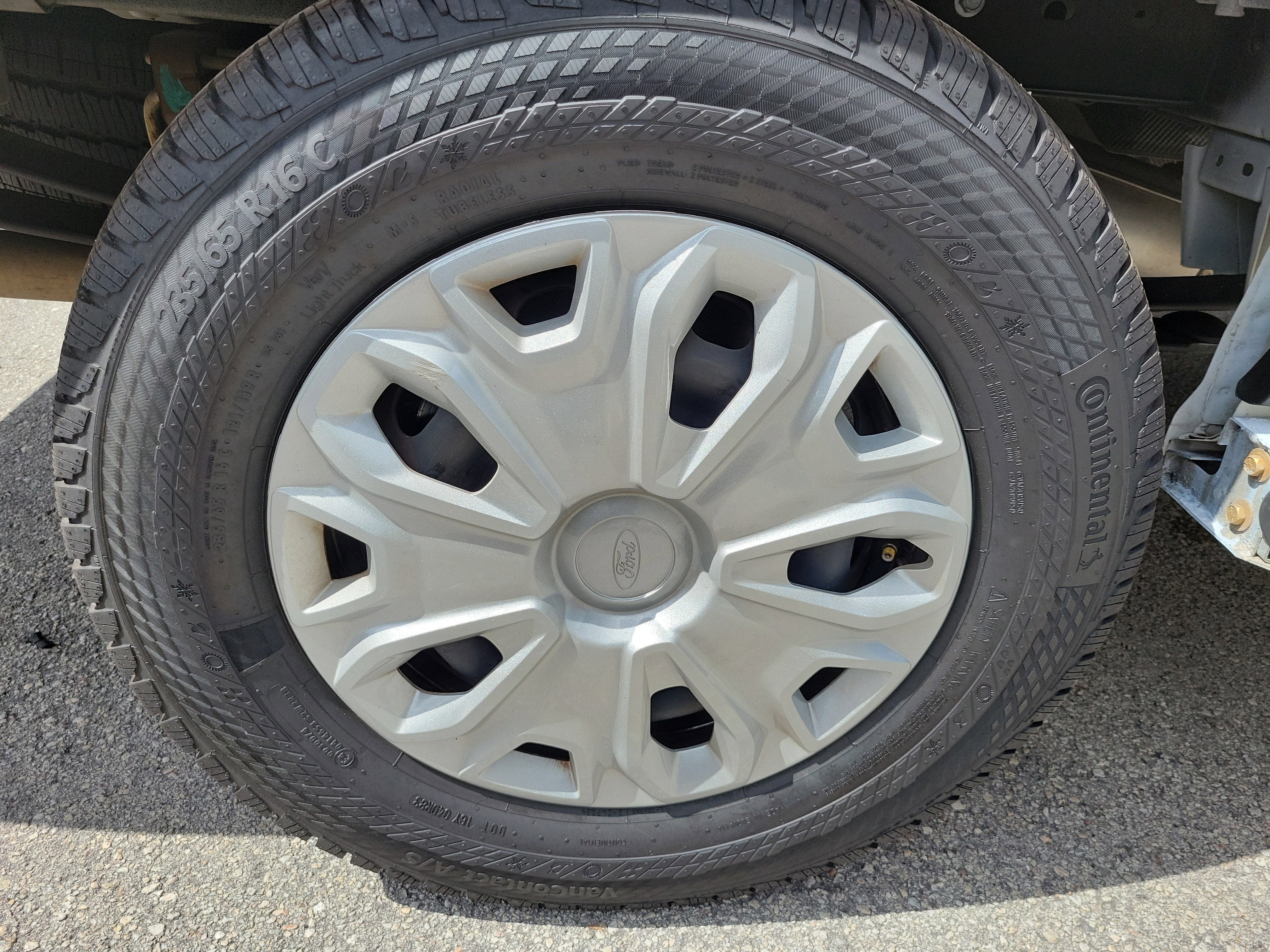 2024 Ford Transit Cargo Van Base
