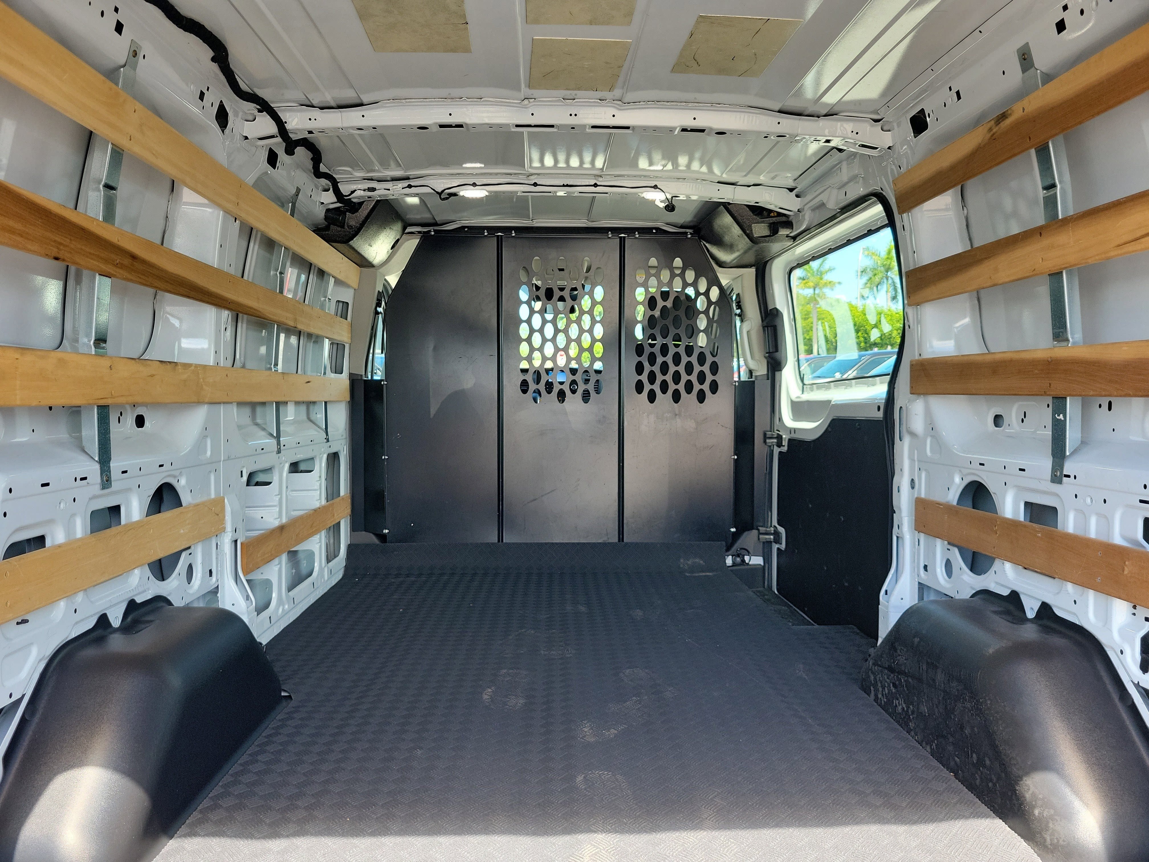 2025 Ford Transit Cargo Van Base